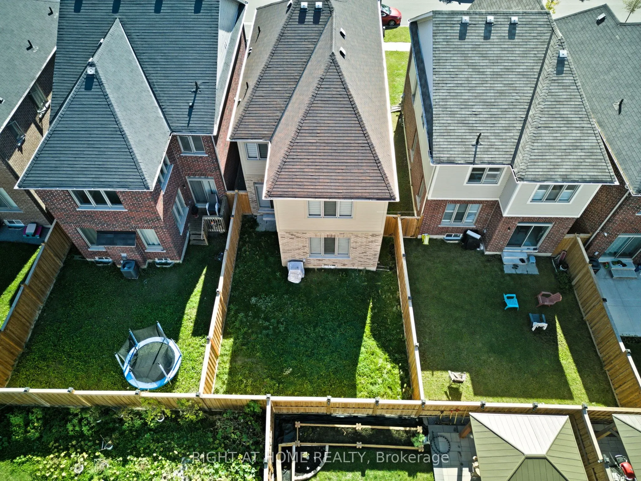 1231 Graham Clapp Avenue