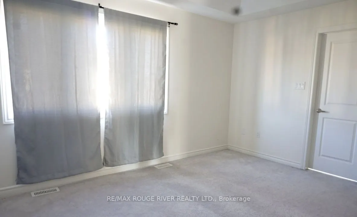 26 Louise Crescent