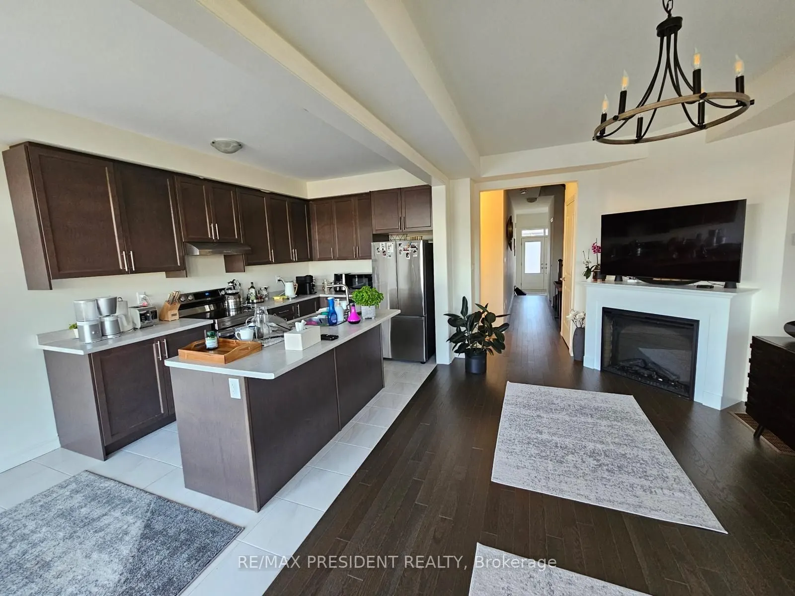 1227 Rexton Drive
