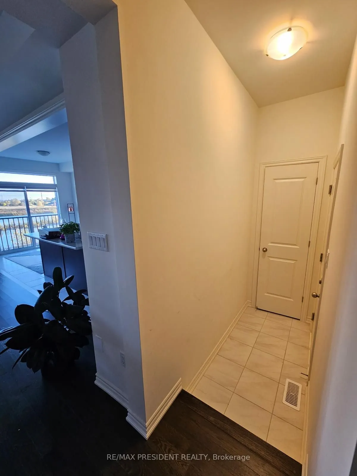 1227 Rexton Drive
