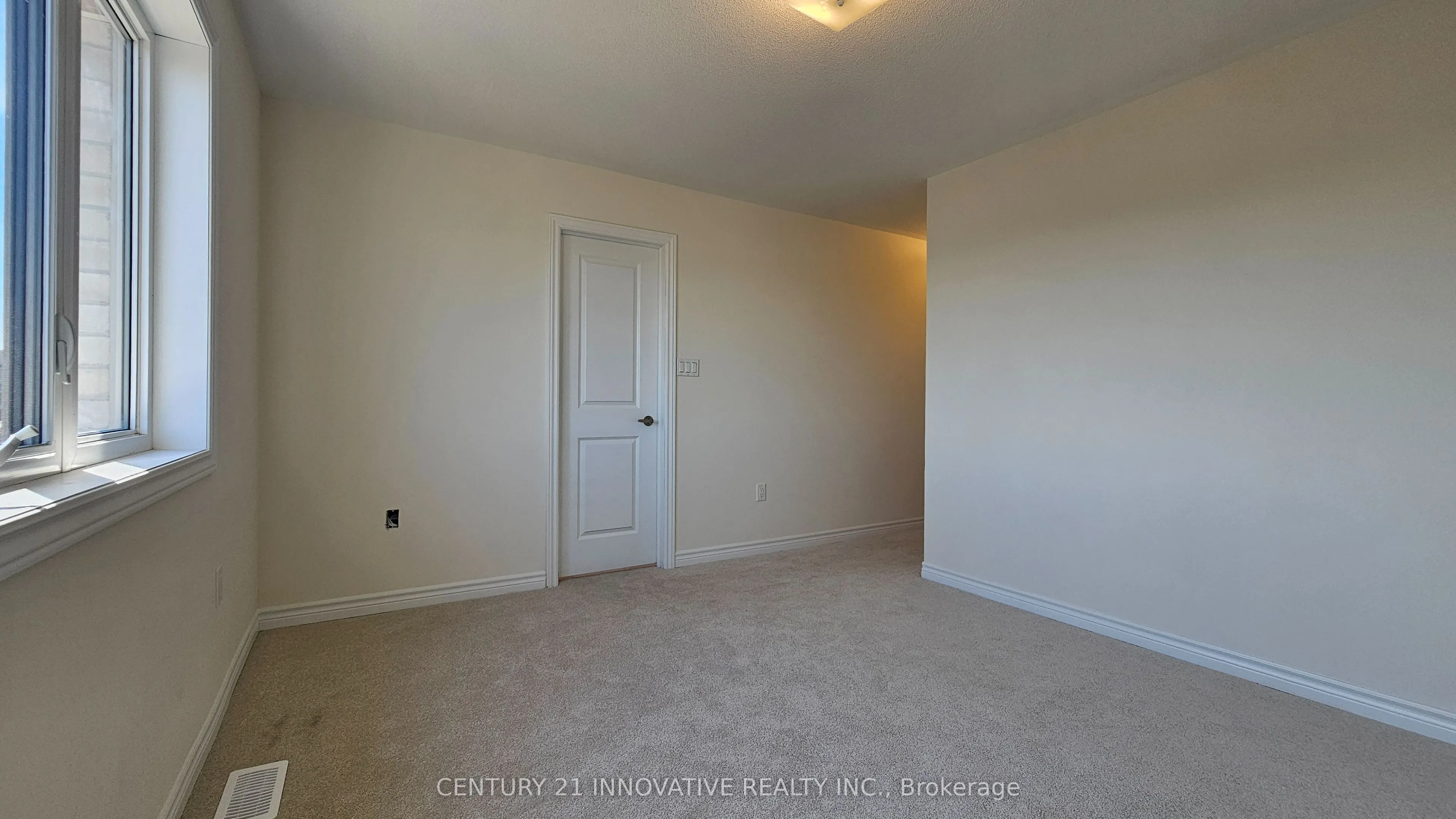 1141 Azalea Avenue