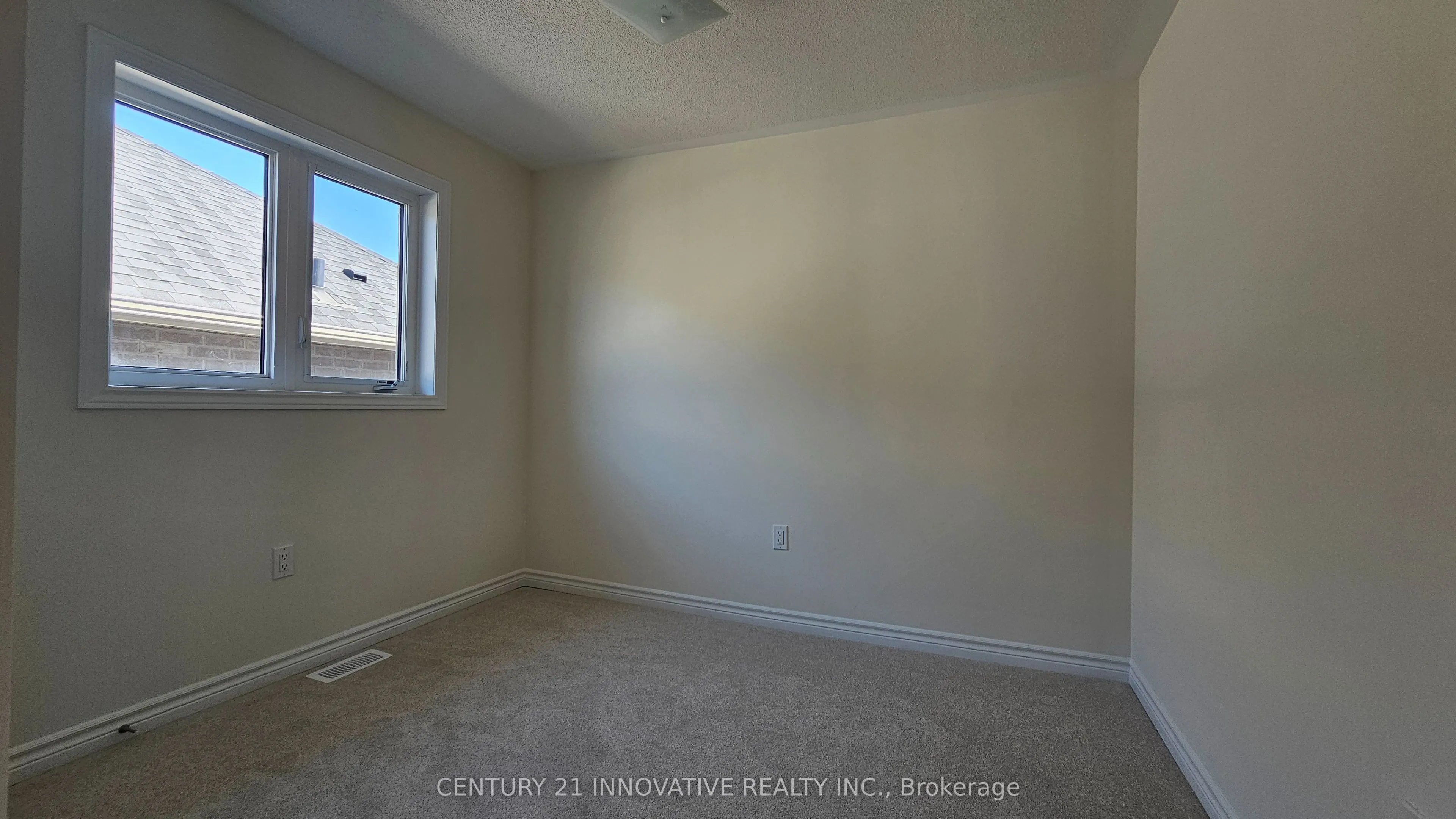 1141 Azalea Avenue