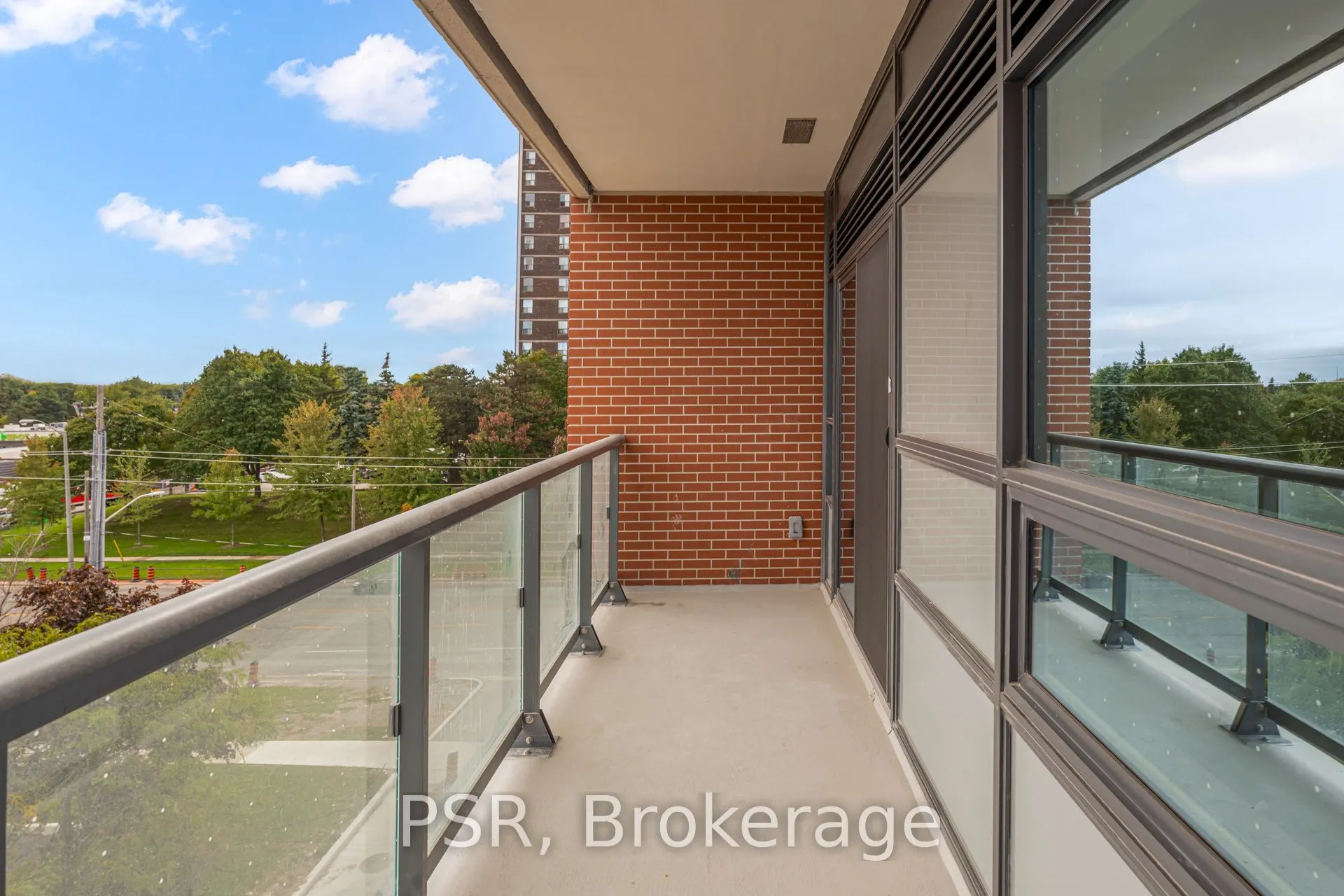3270 Sheppard Avenue E, #421