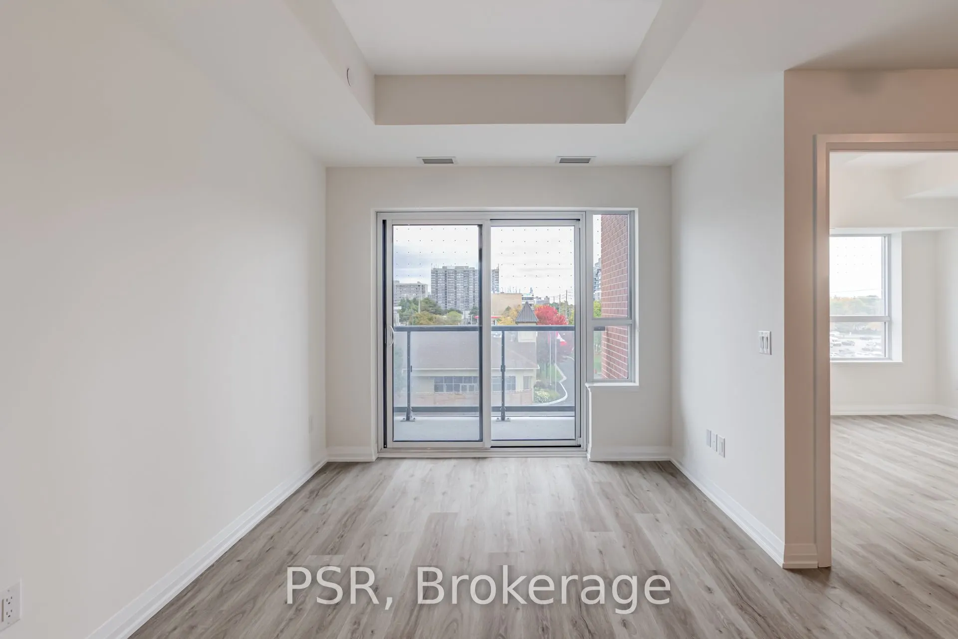 3270 Sheppard Avenue E, #421