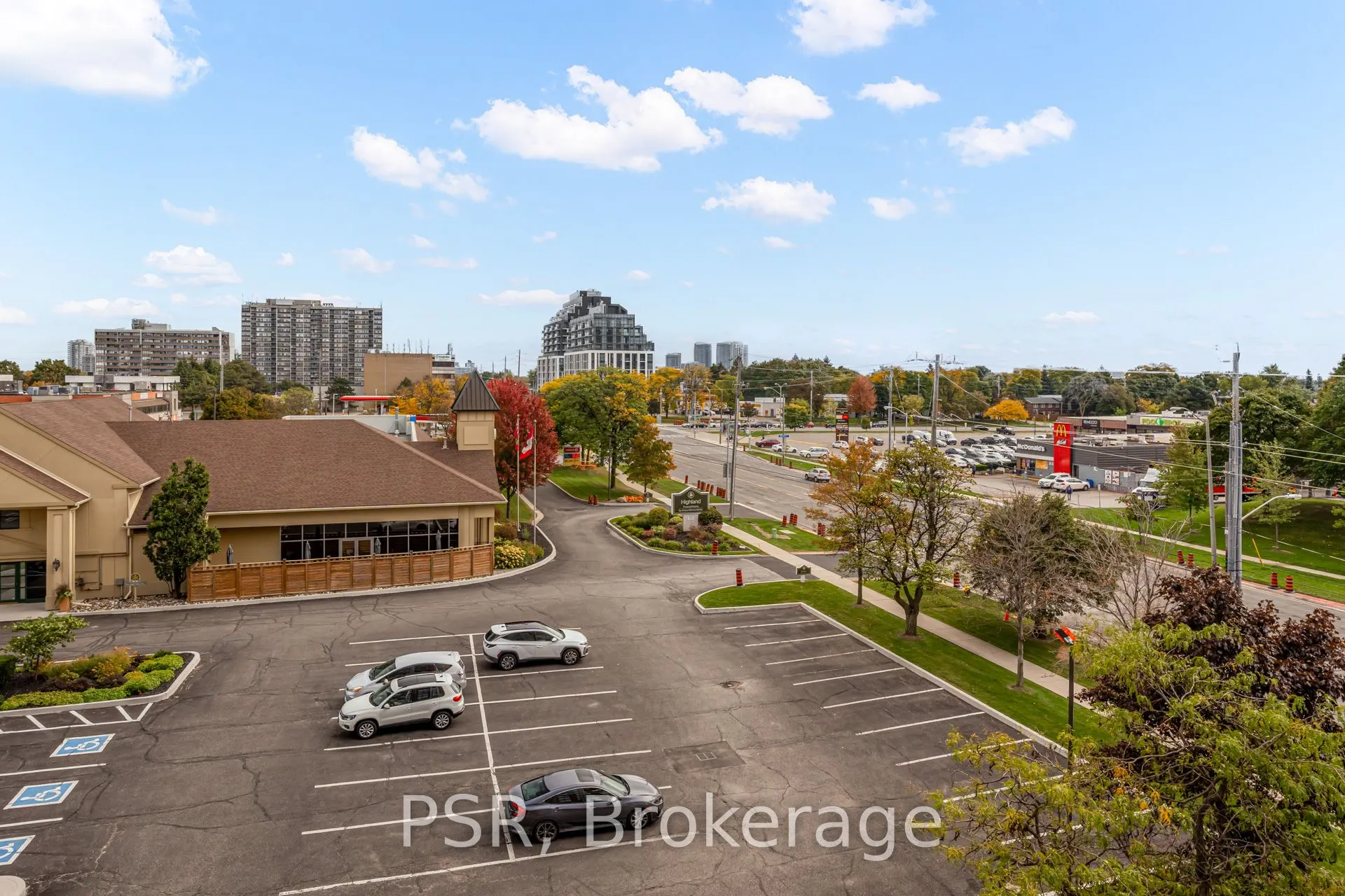 3270 Sheppard Avenue E, #421