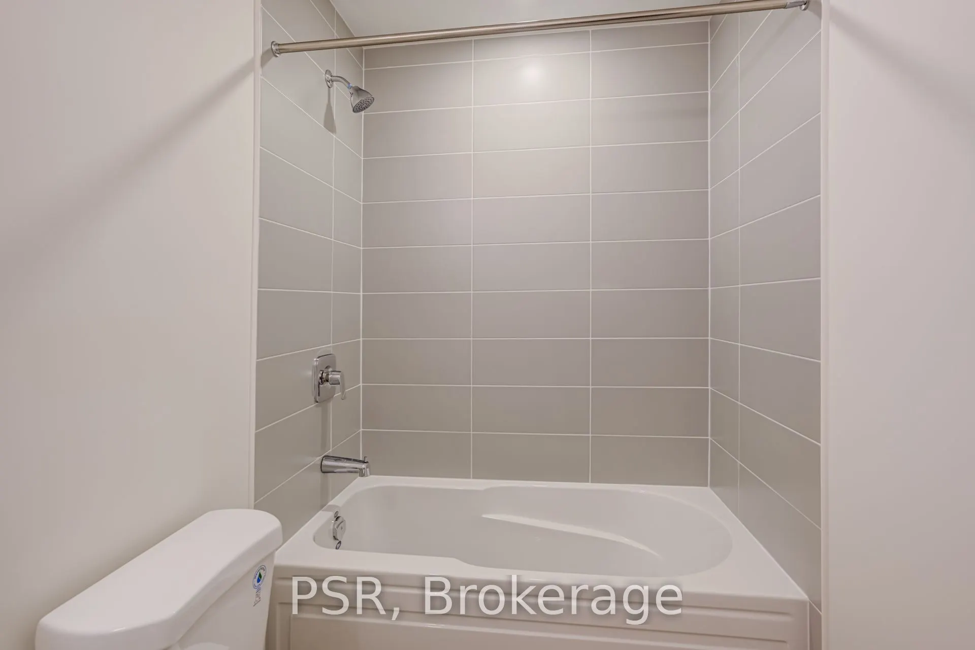 3270 Sheppard Avenue E, #421