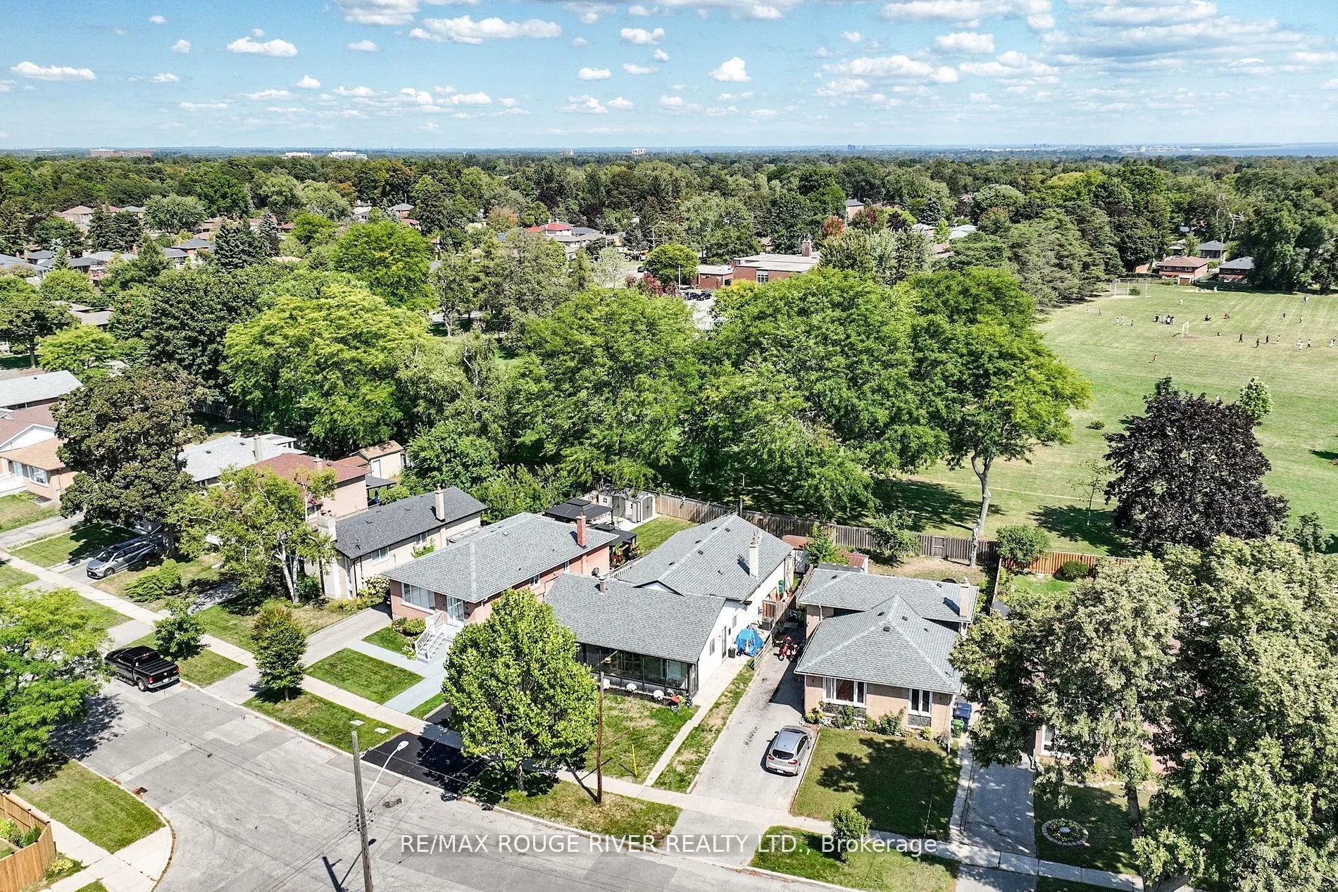 18 Darlingside Drive