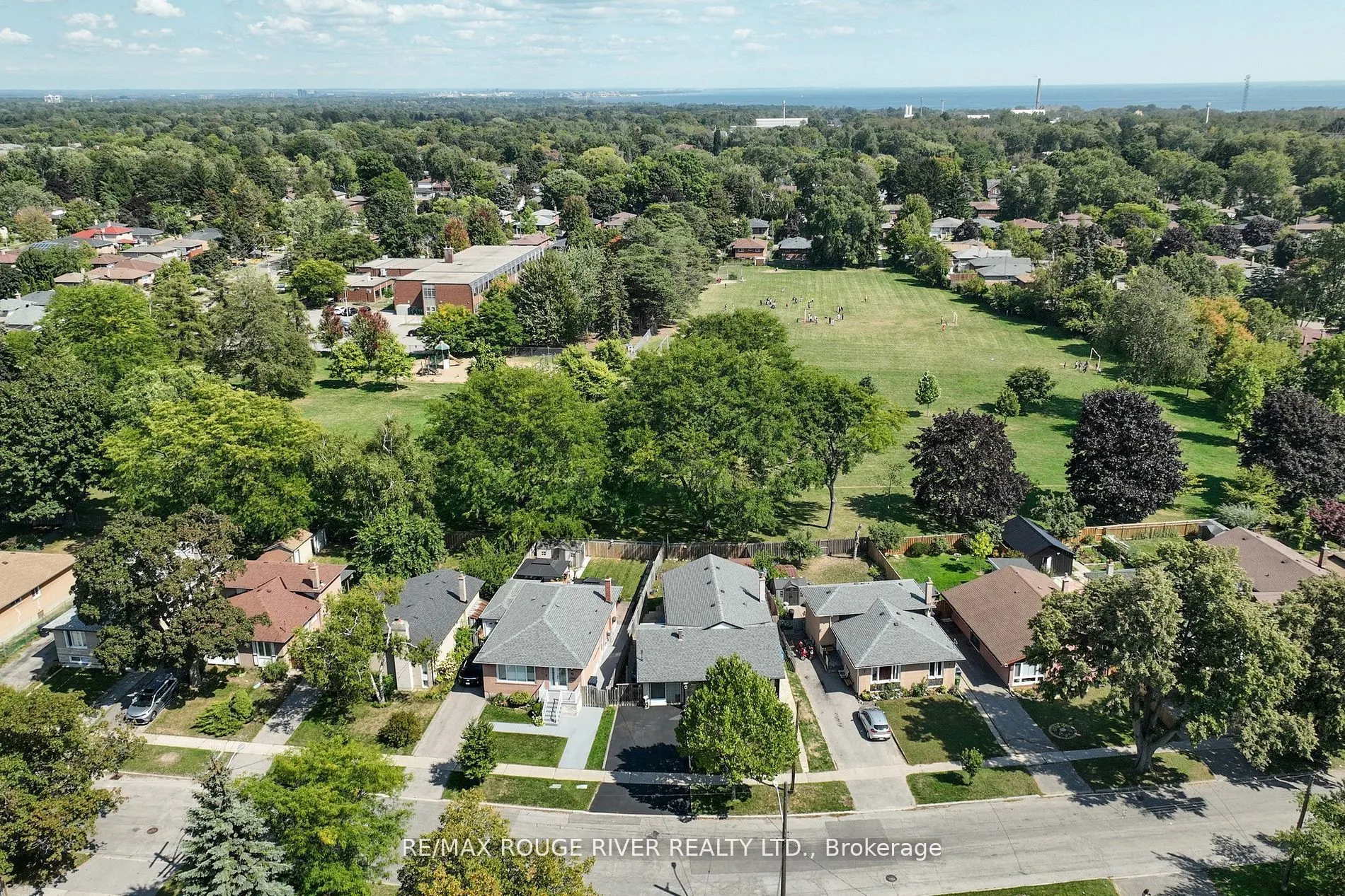 18 Darlingside Drive
