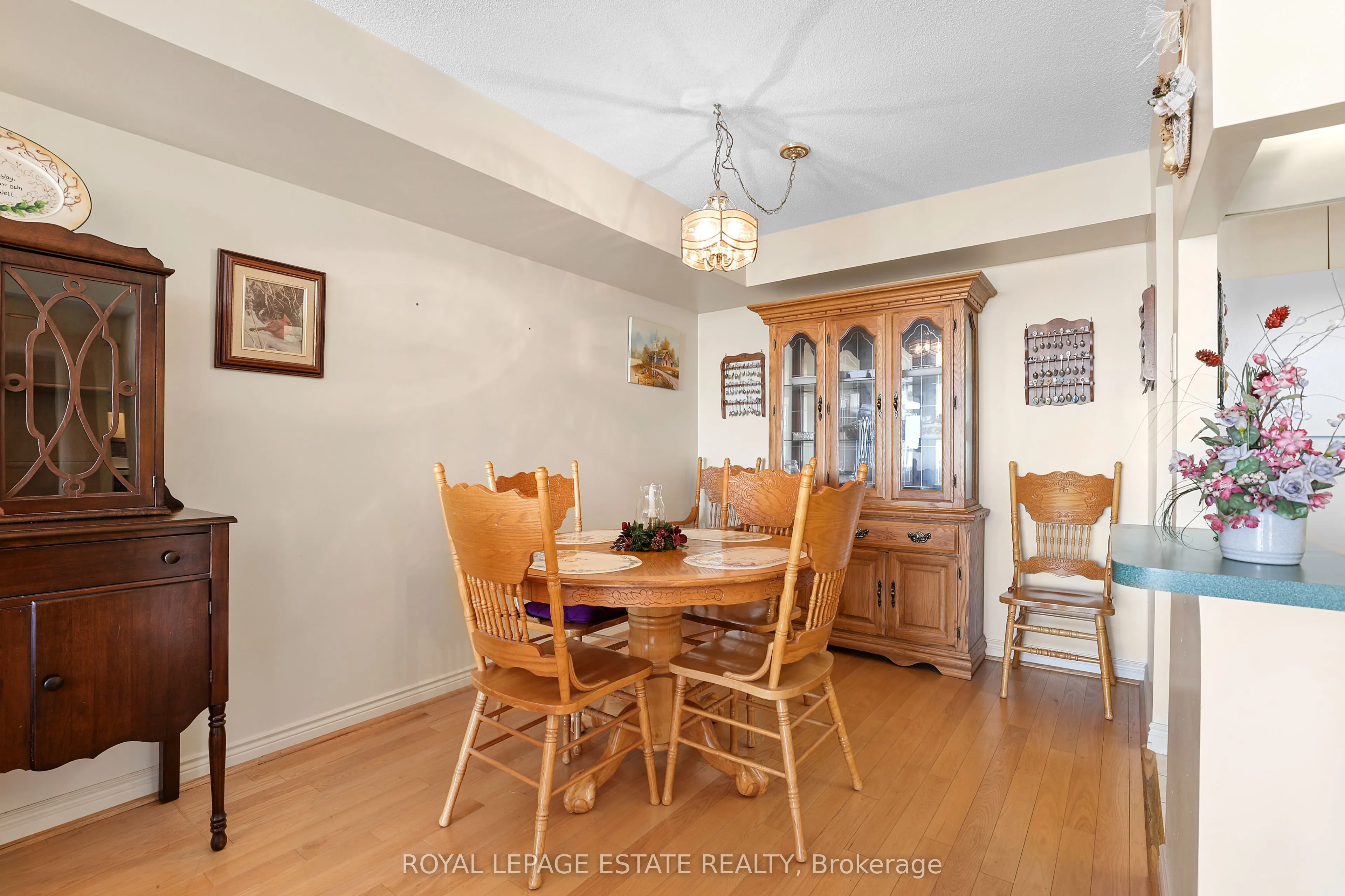 1093 Kingston Road, #1003