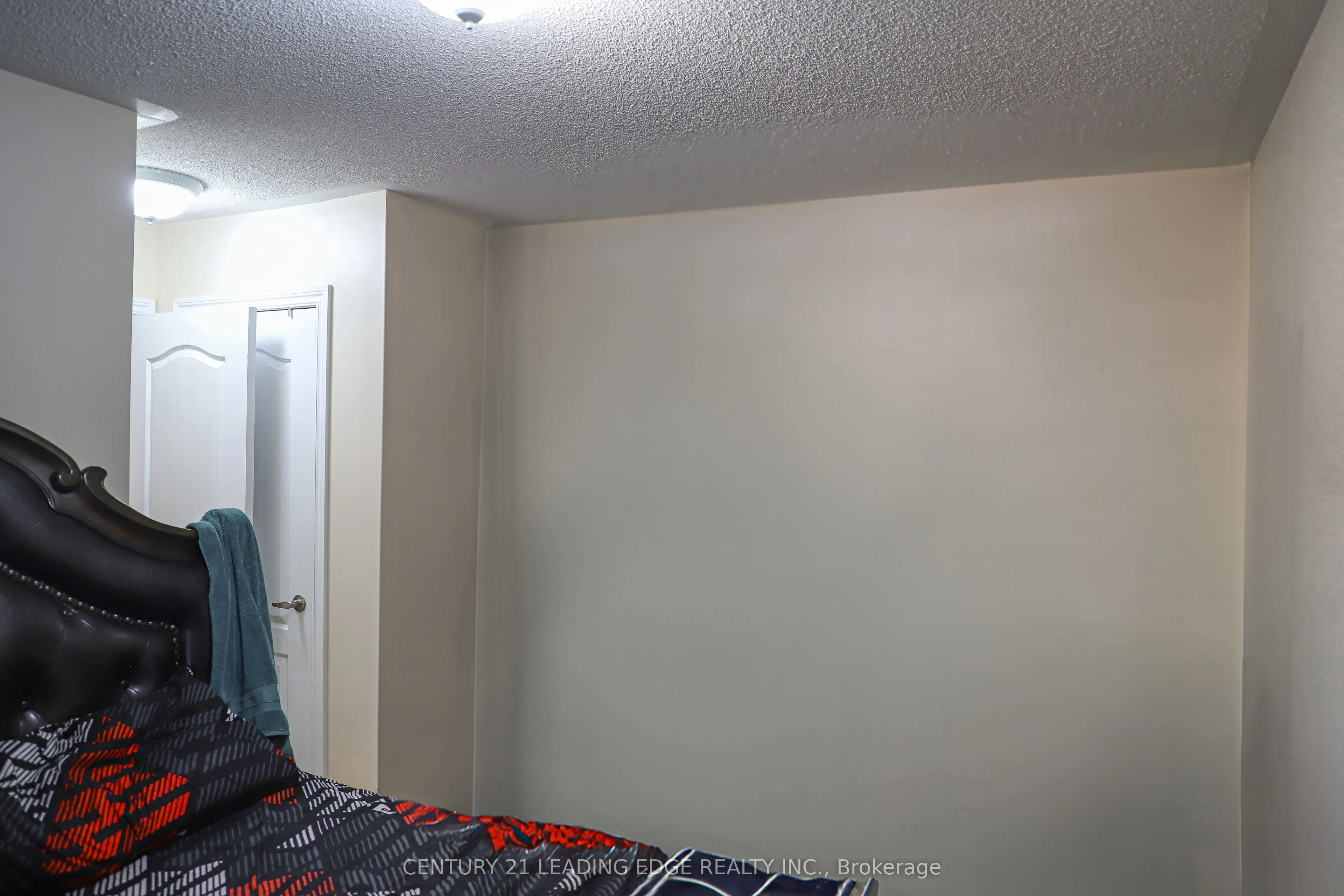 6 Gamble Drive