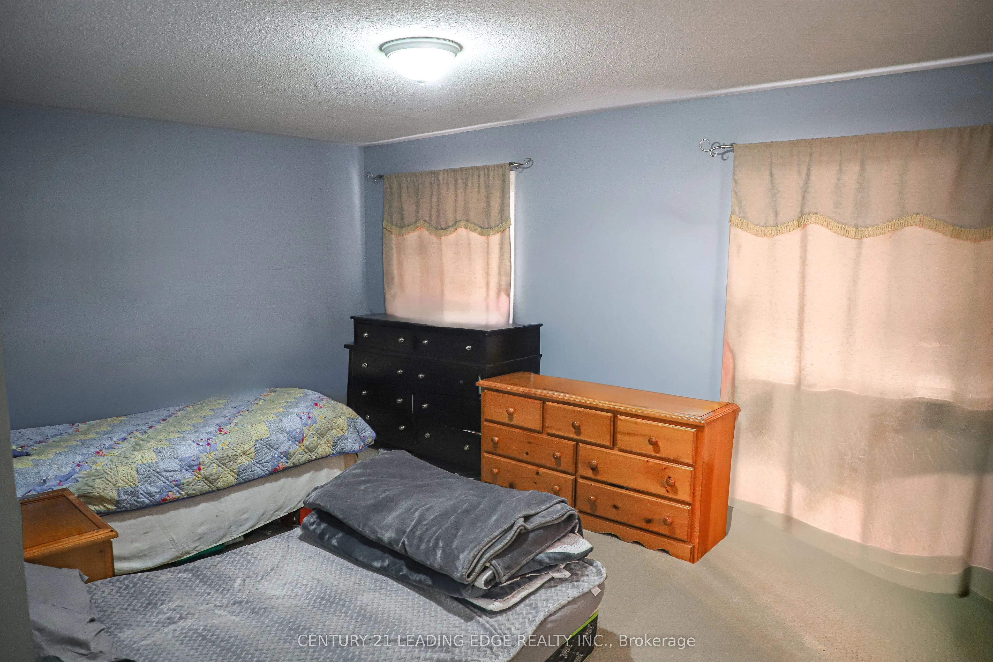 6 Gamble Drive