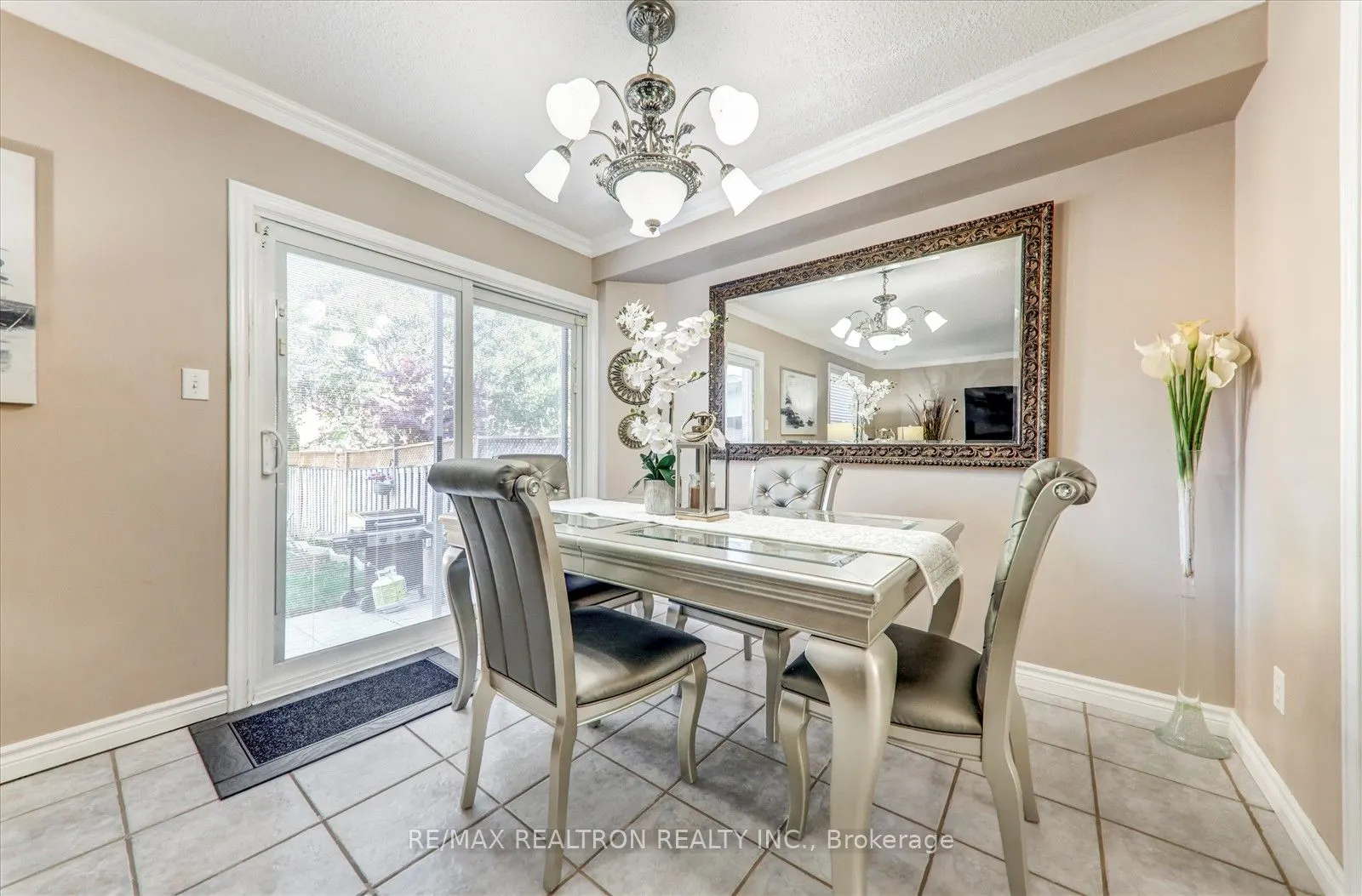 54 Stagemaster Crescent