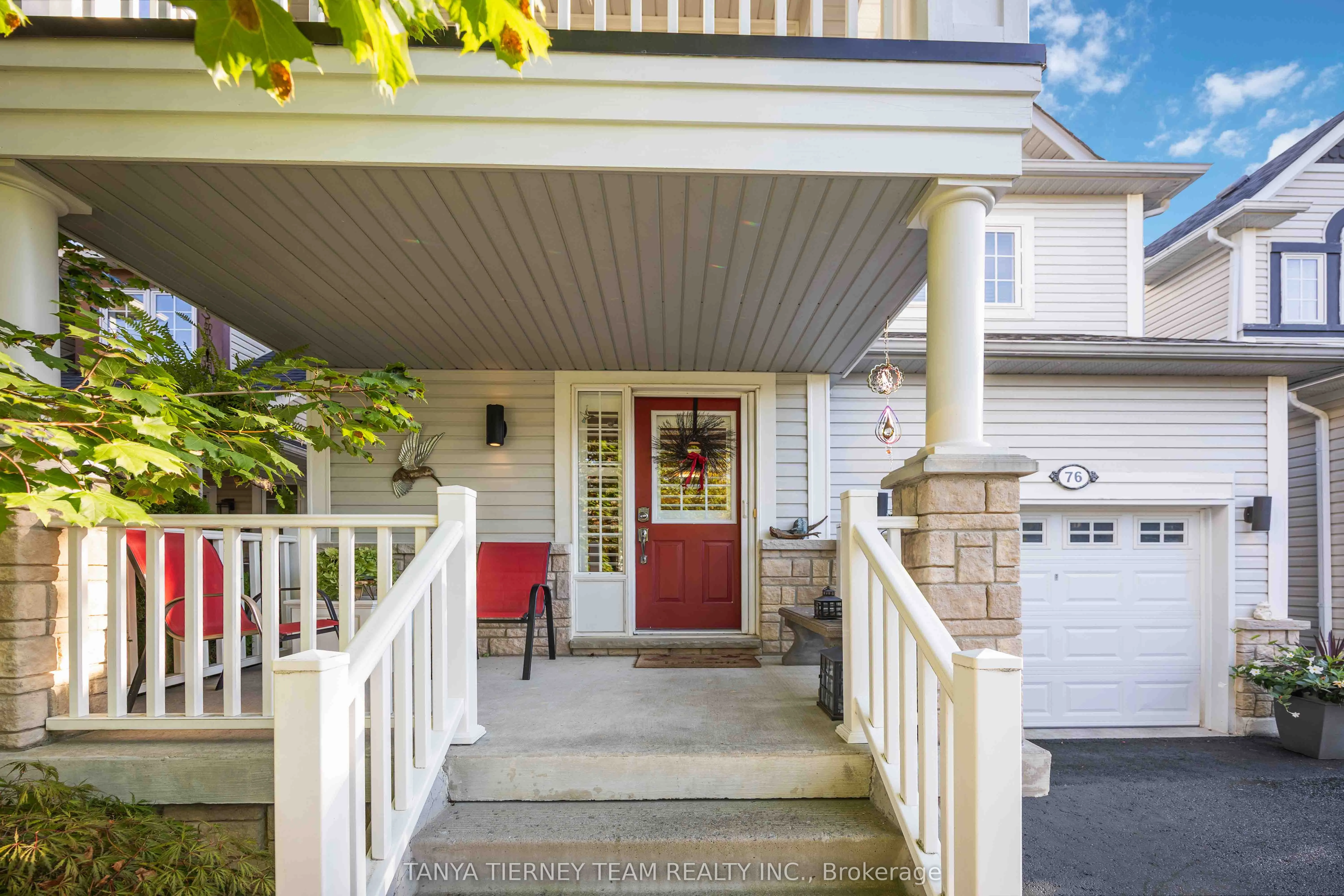 76 Northgrove Crescent