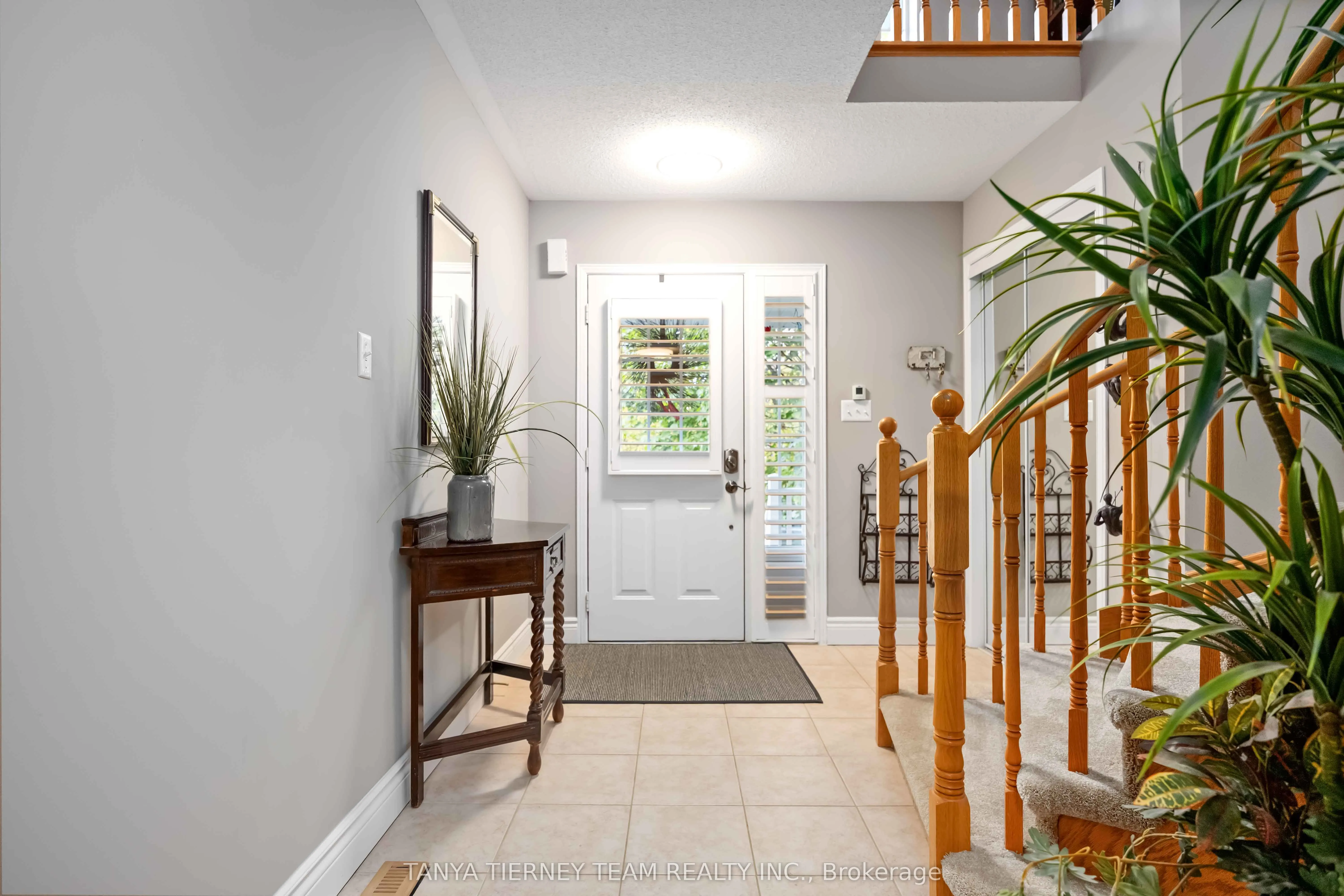 76 Northgrove Crescent