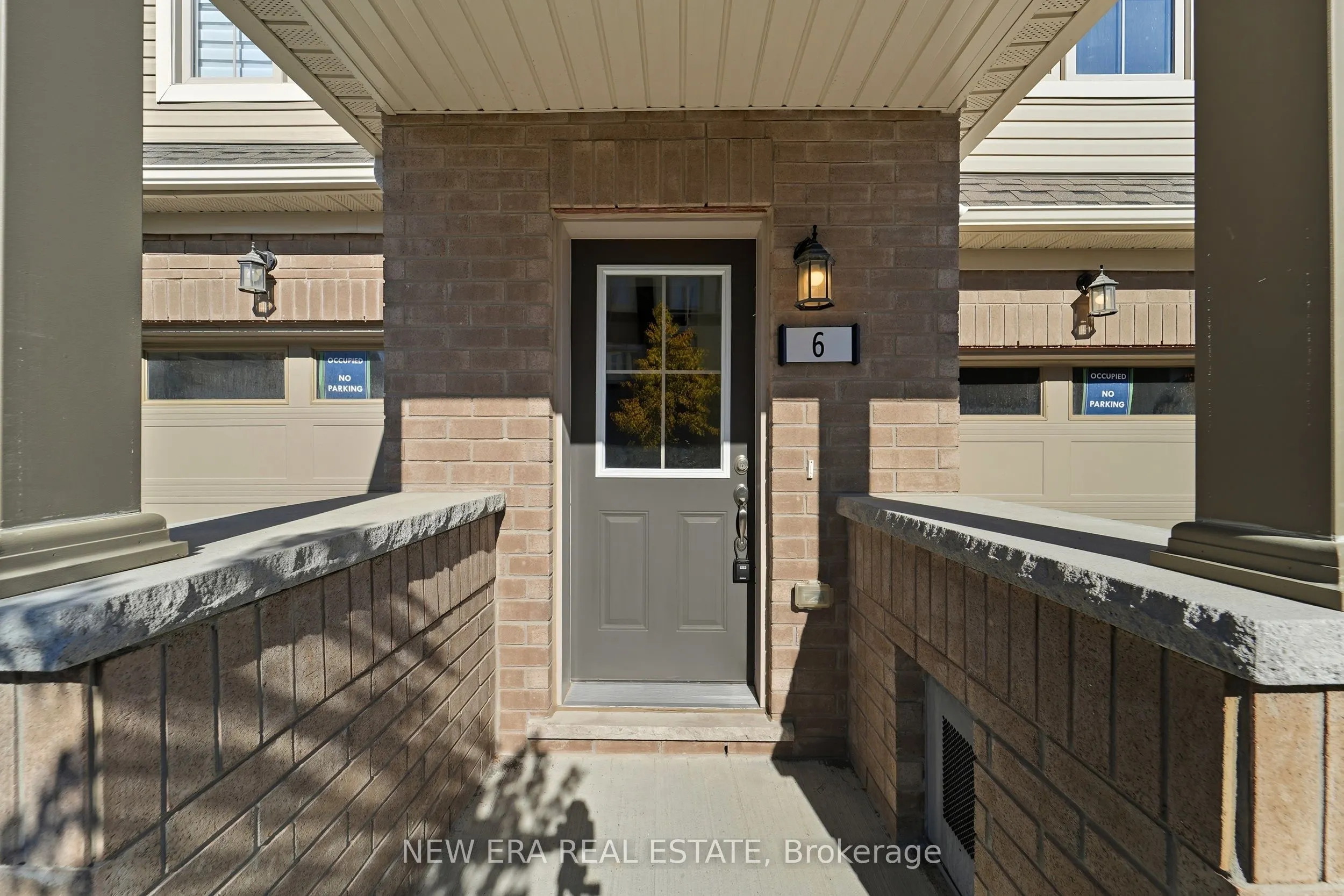 6 Malone Lane
