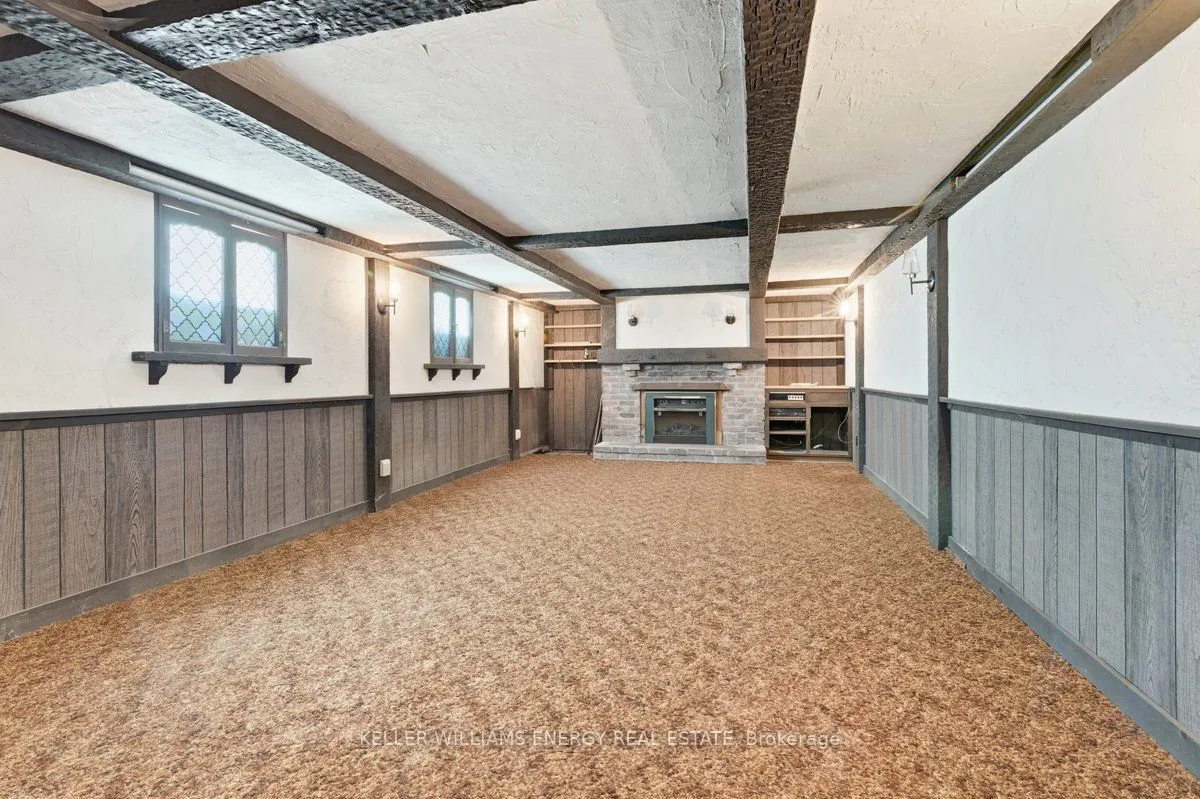 1864 Manning Road