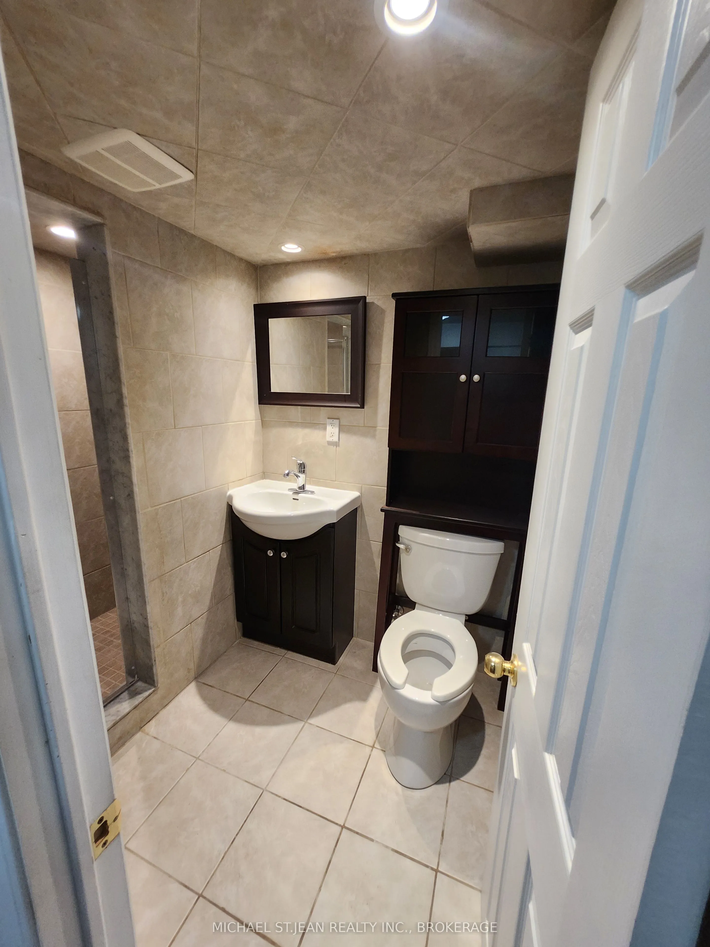 257 East Avenue E, #BSMT
