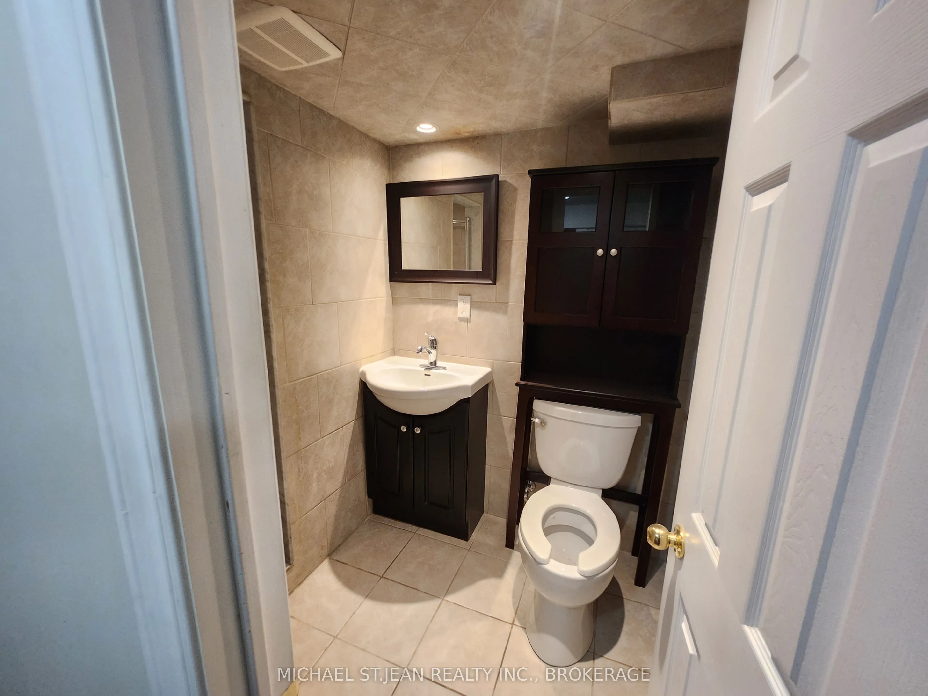 257 East Avenue E, #BSMT