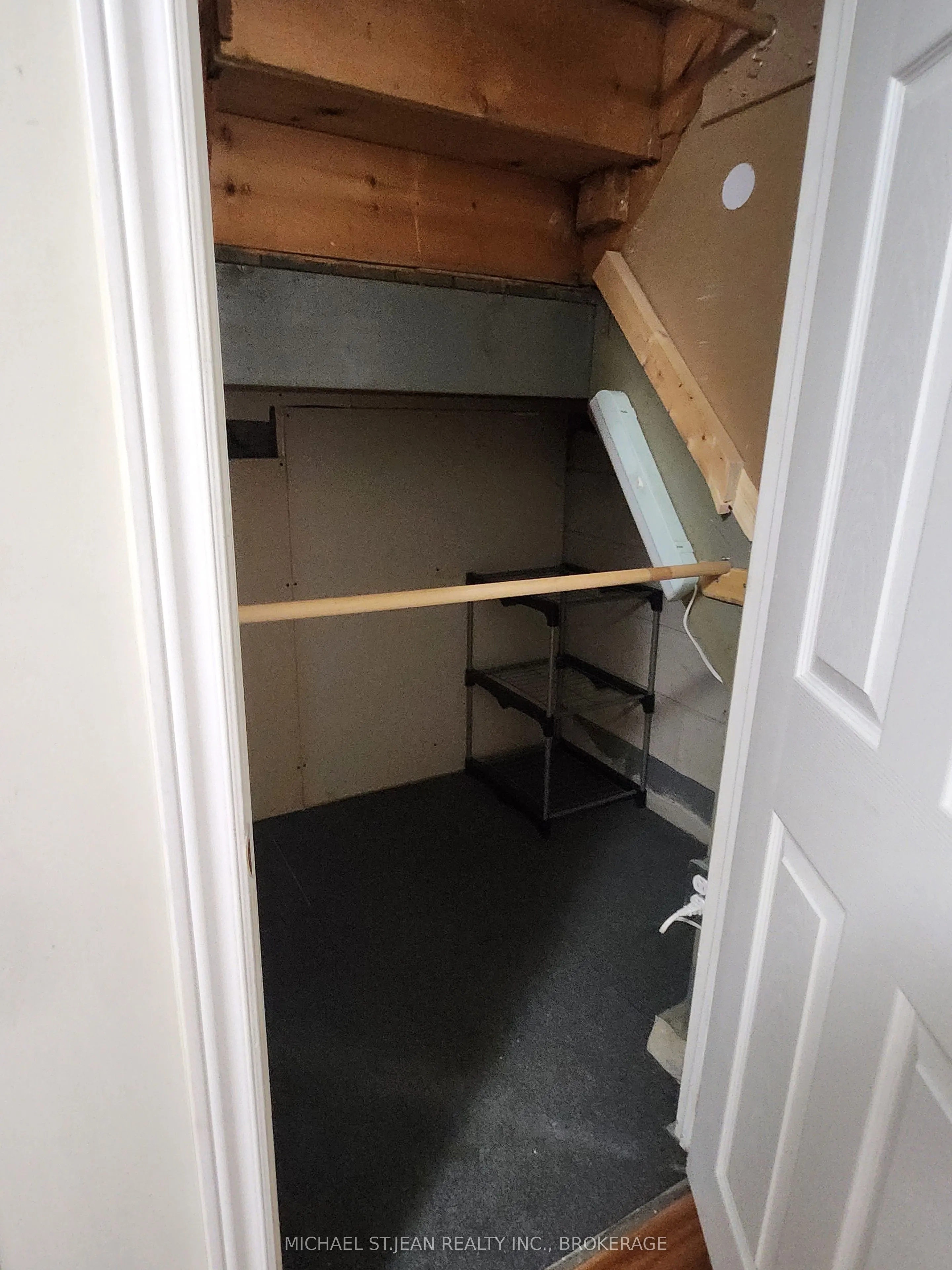 257 East Avenue E, #BSMT