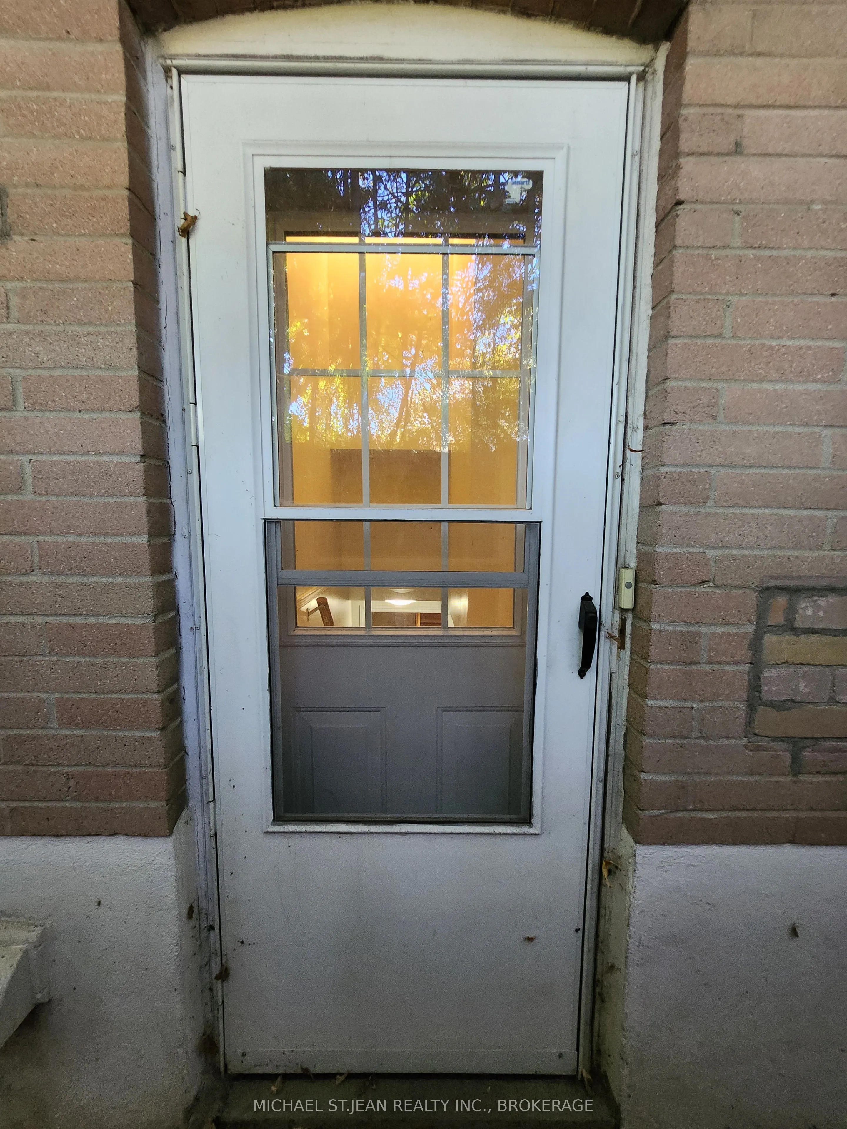 257 East Avenue E, #BSMT