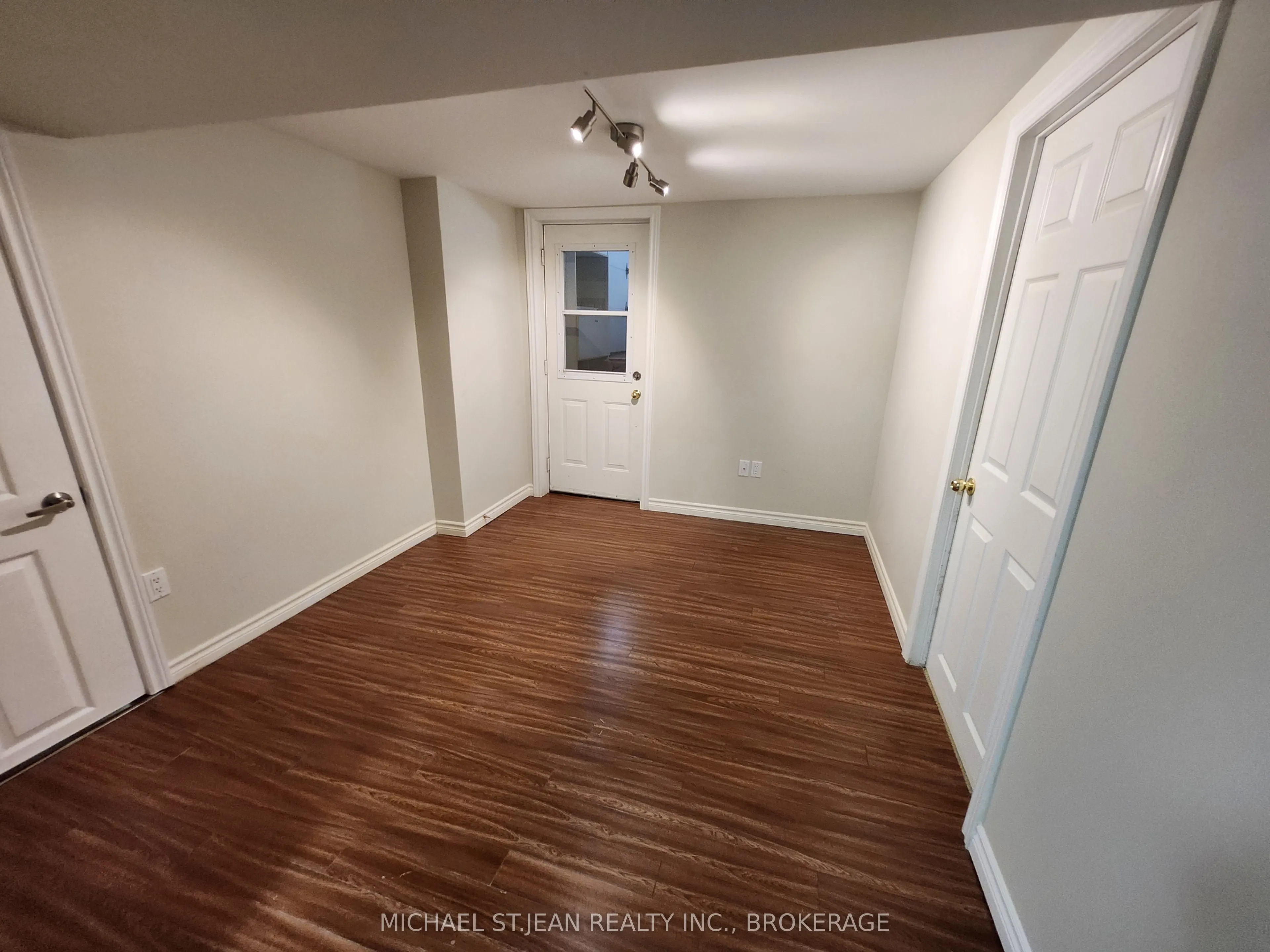 257 East Avenue E, #BSMT