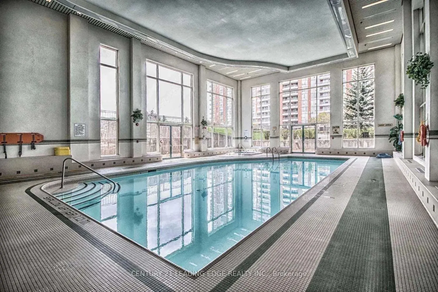 430 Mclevin Avenue, #807