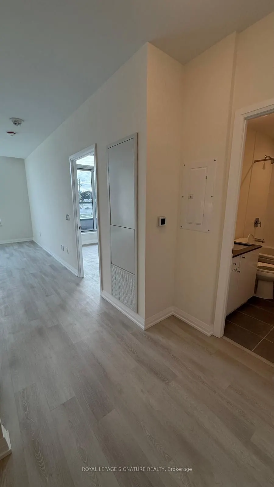 3270 Sheppard Avenue E, #230