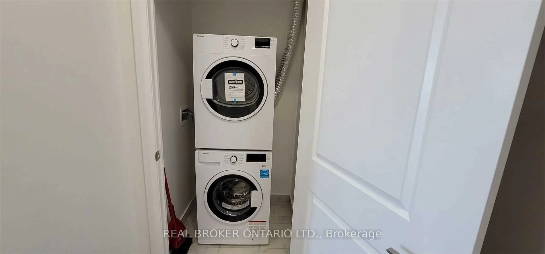 3121 Sheppard Avenue, #1208