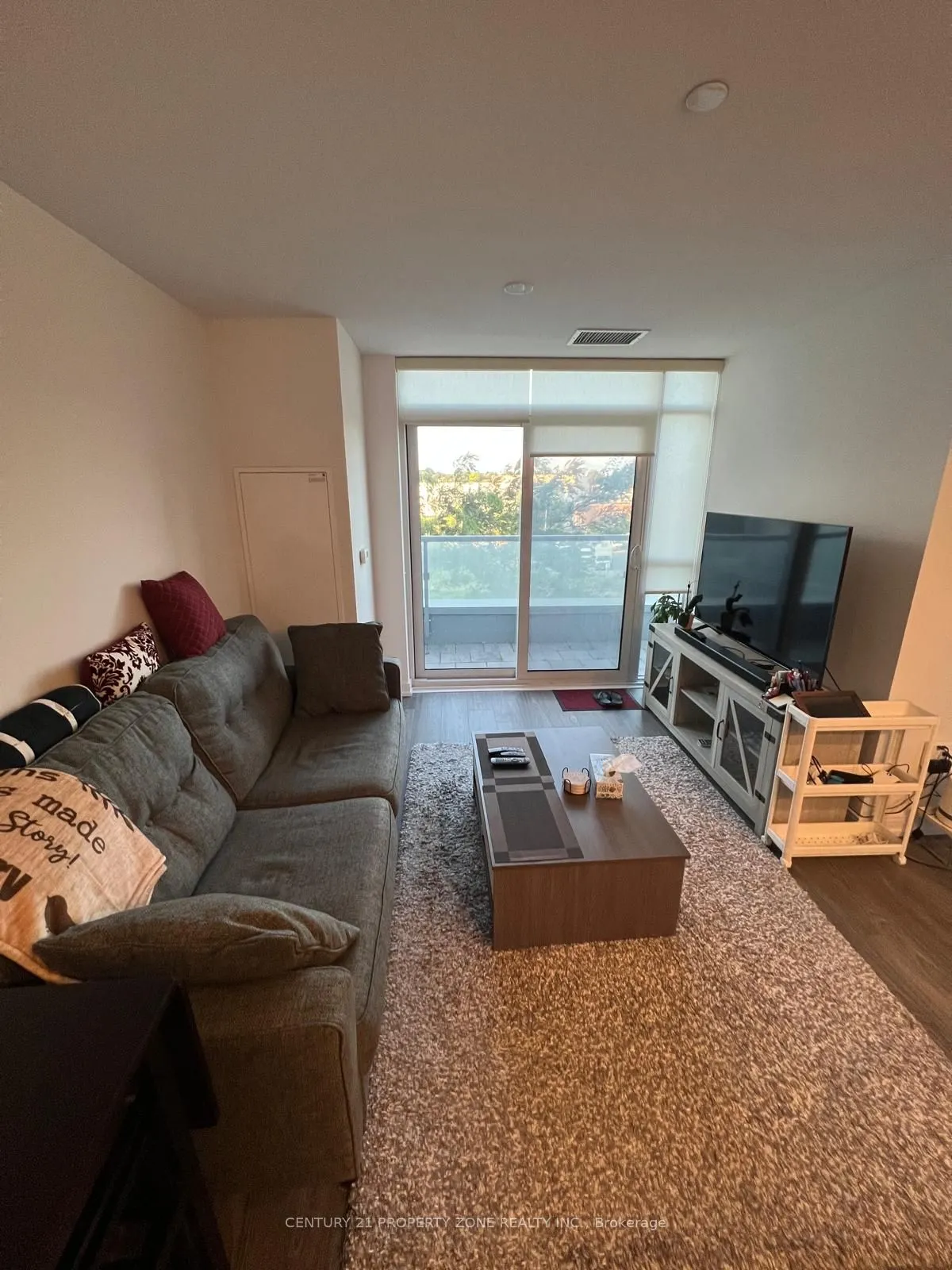 225 Village Green Square, #210