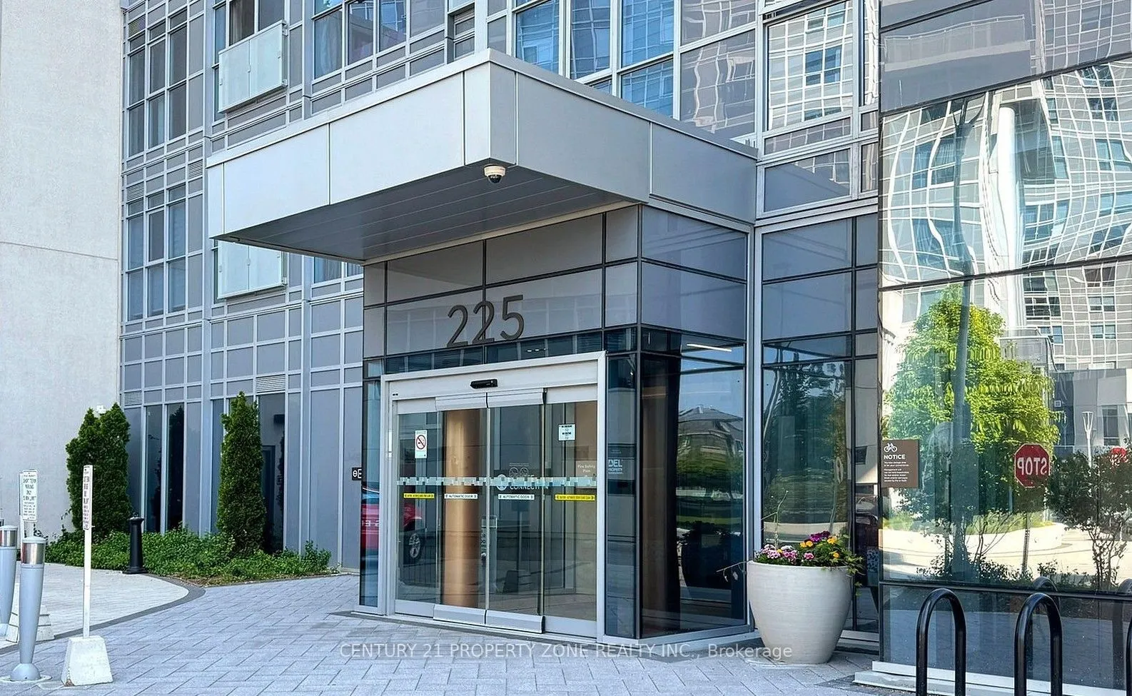 225 Village Green Square, #210