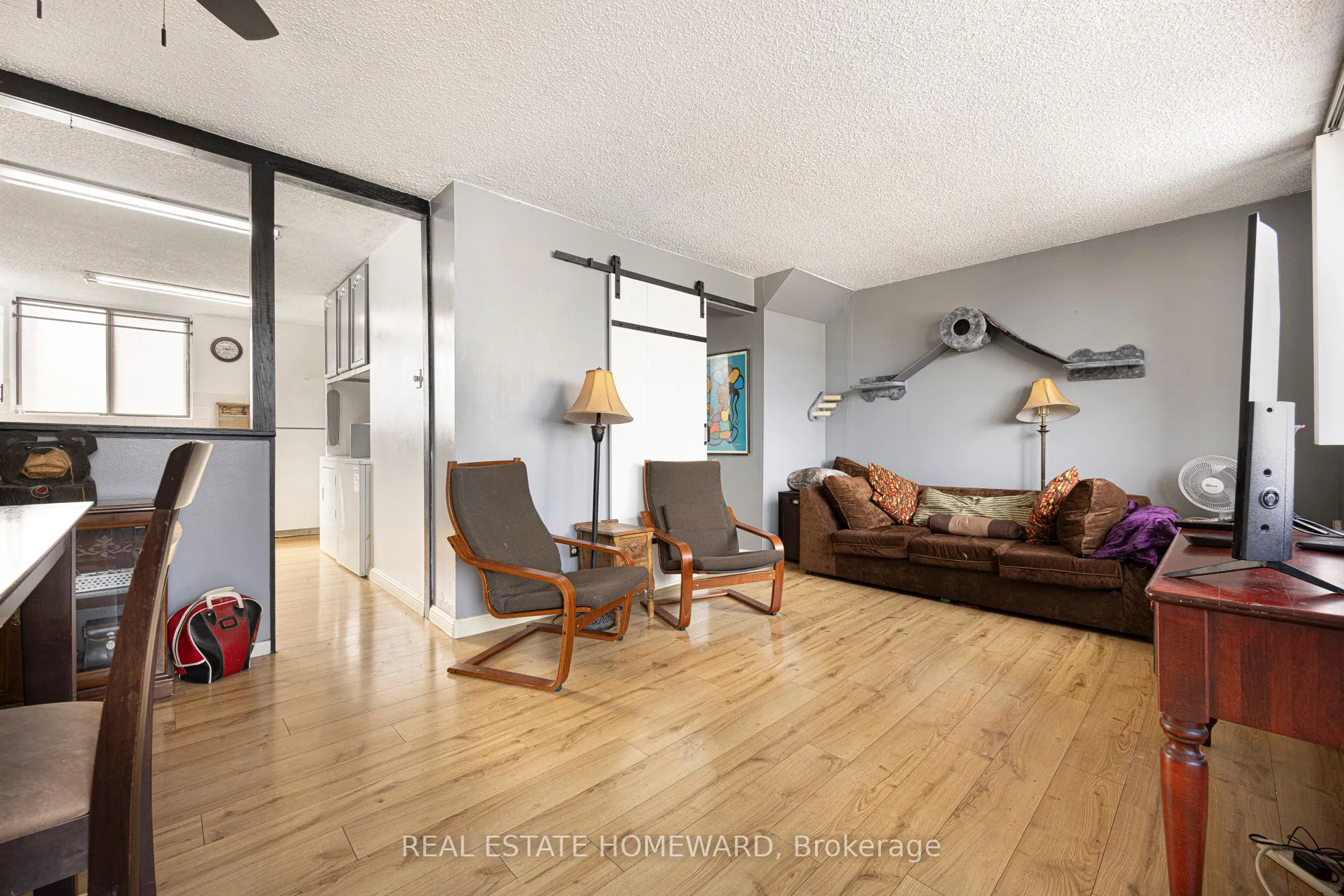 665 Kennedy Road, #511