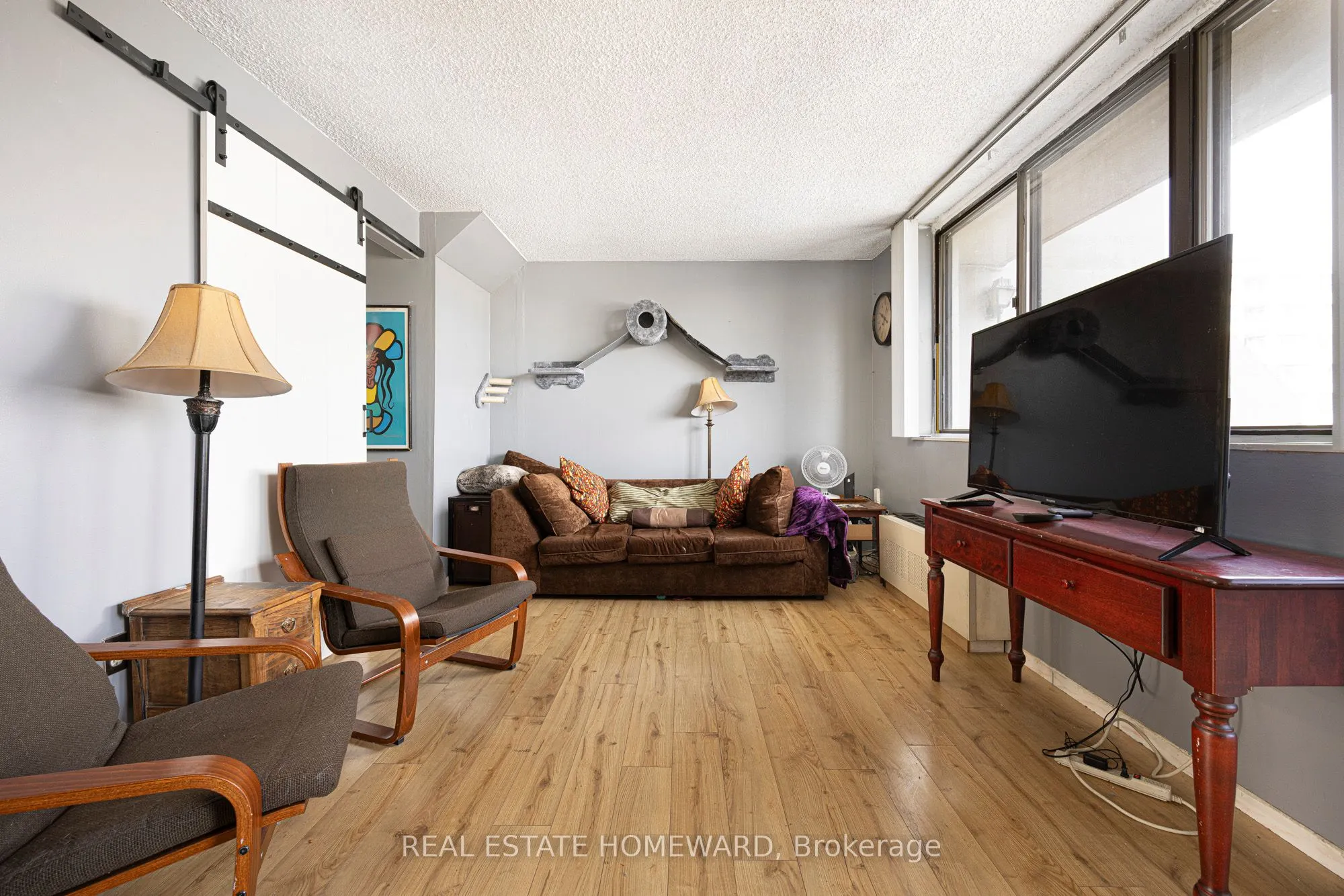 665 Kennedy Road, #511