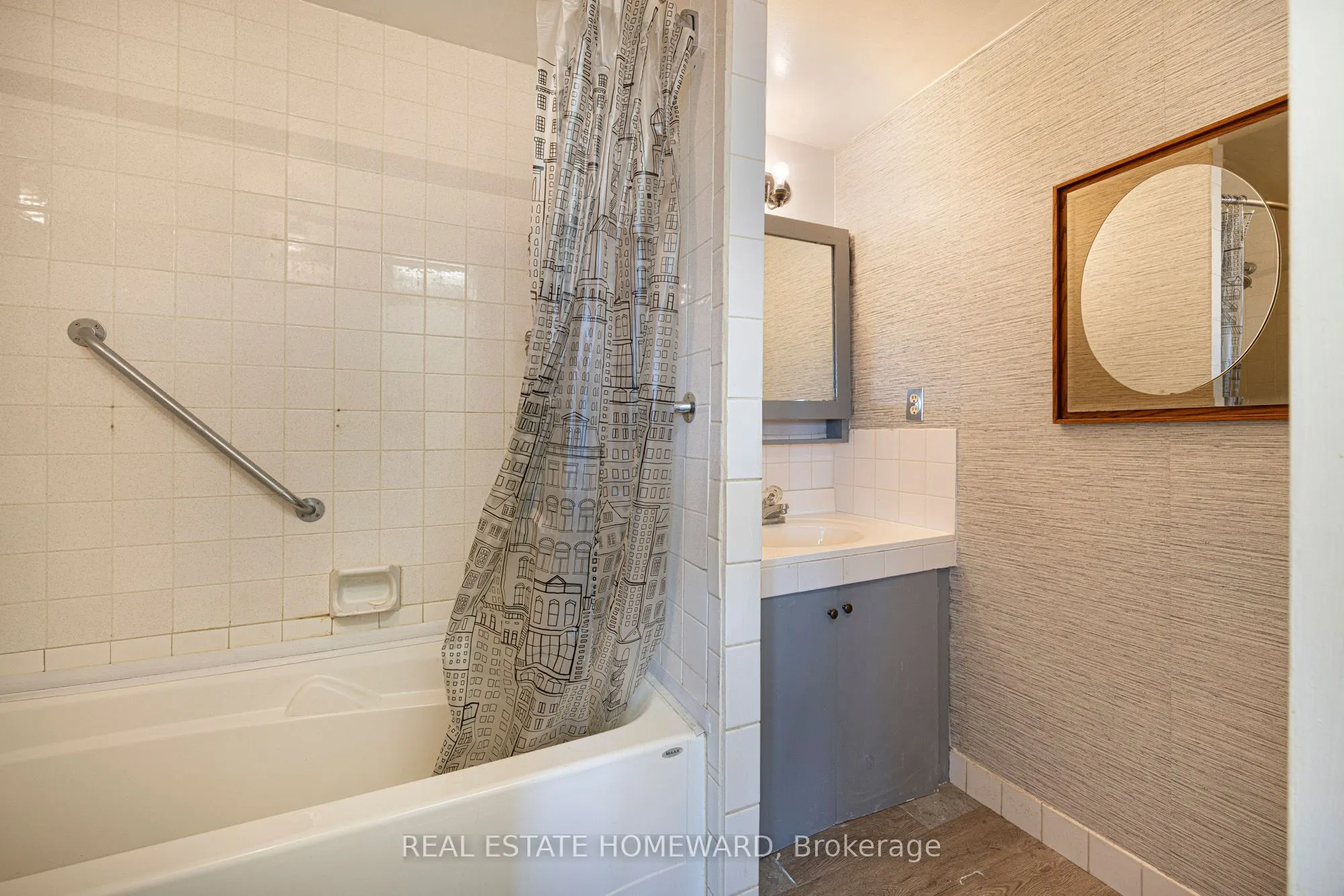 665 Kennedy Road, #511