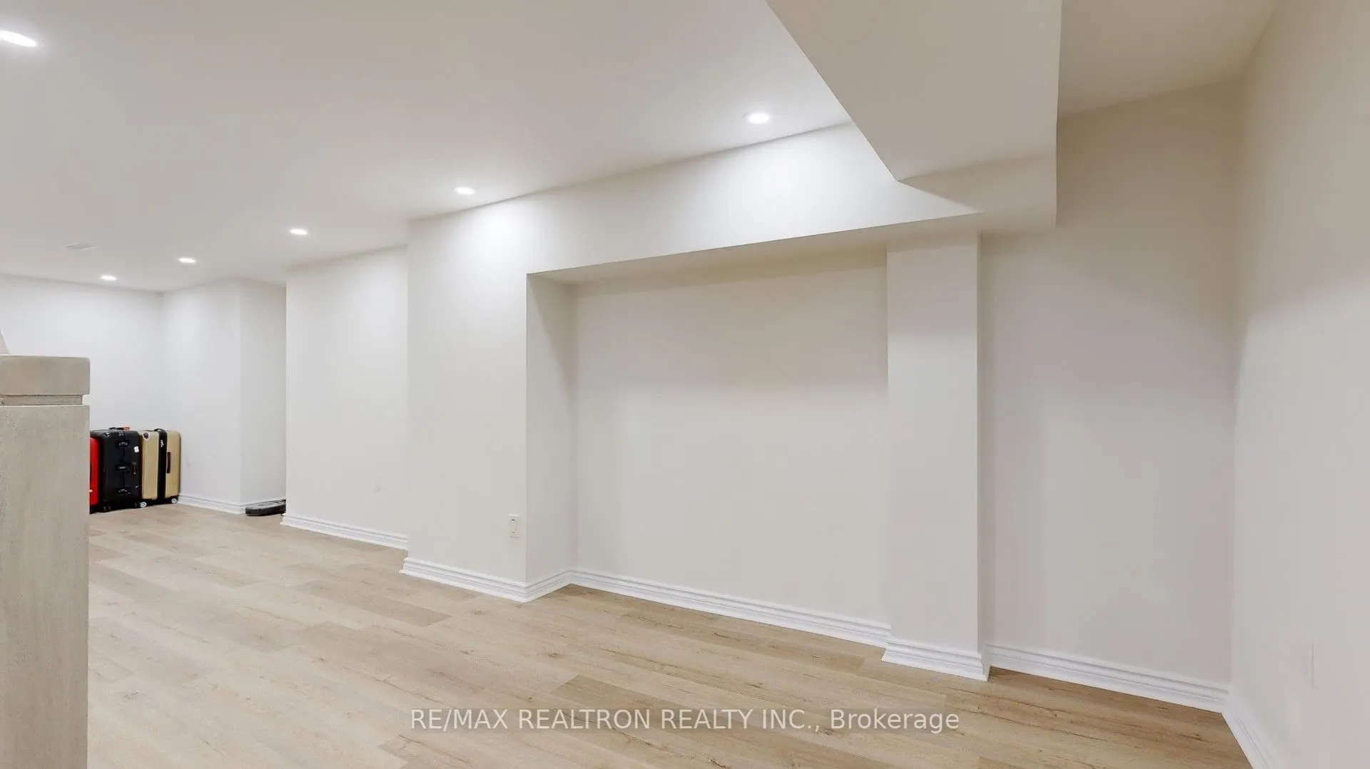25 Greybeaver Trail