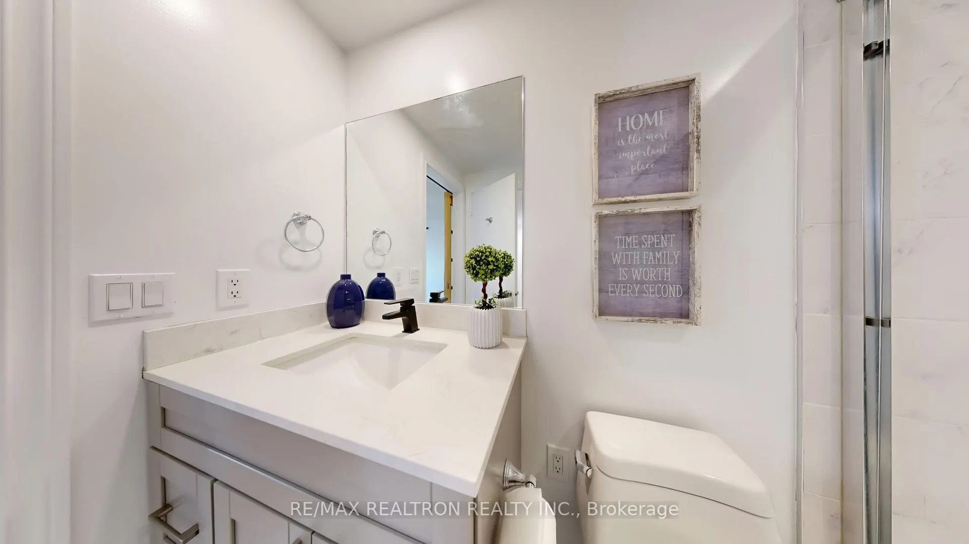 25 Greybeaver Trail
