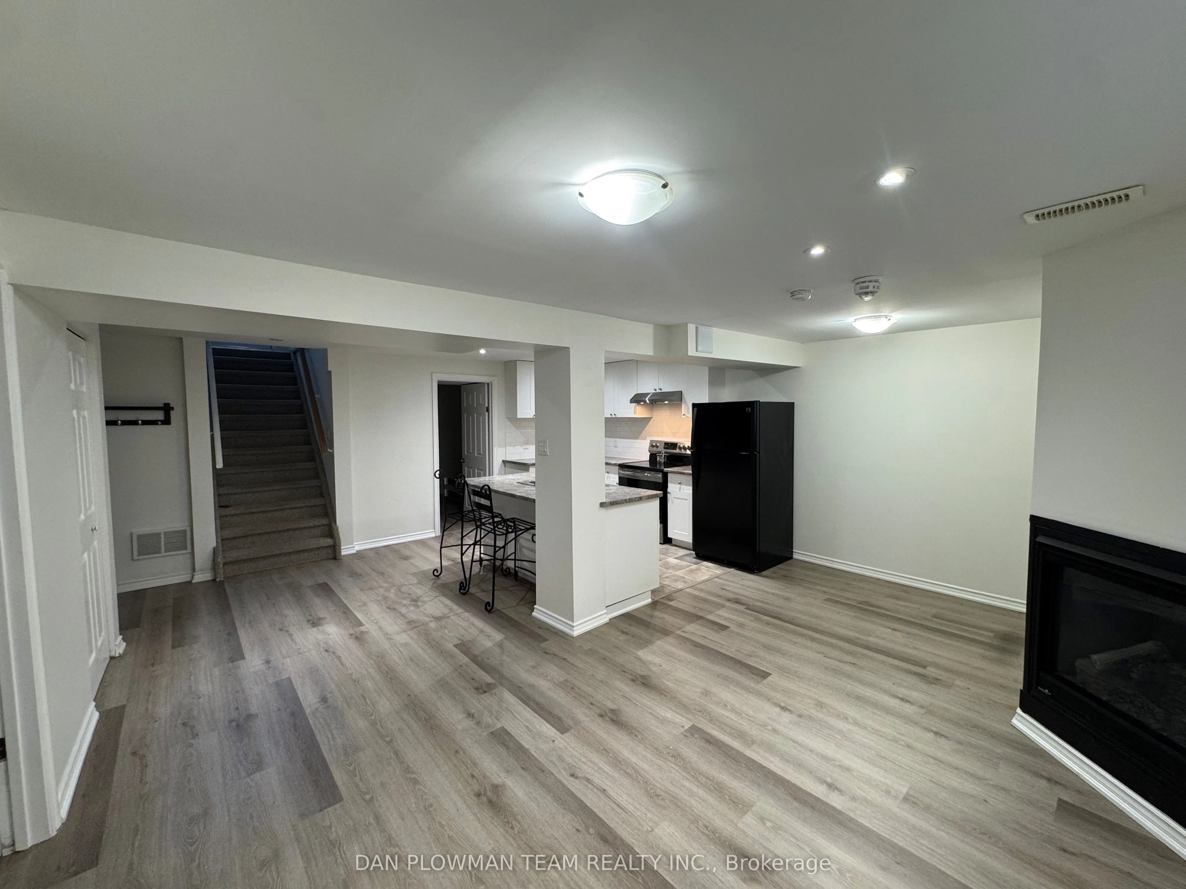 37 Wood Drive