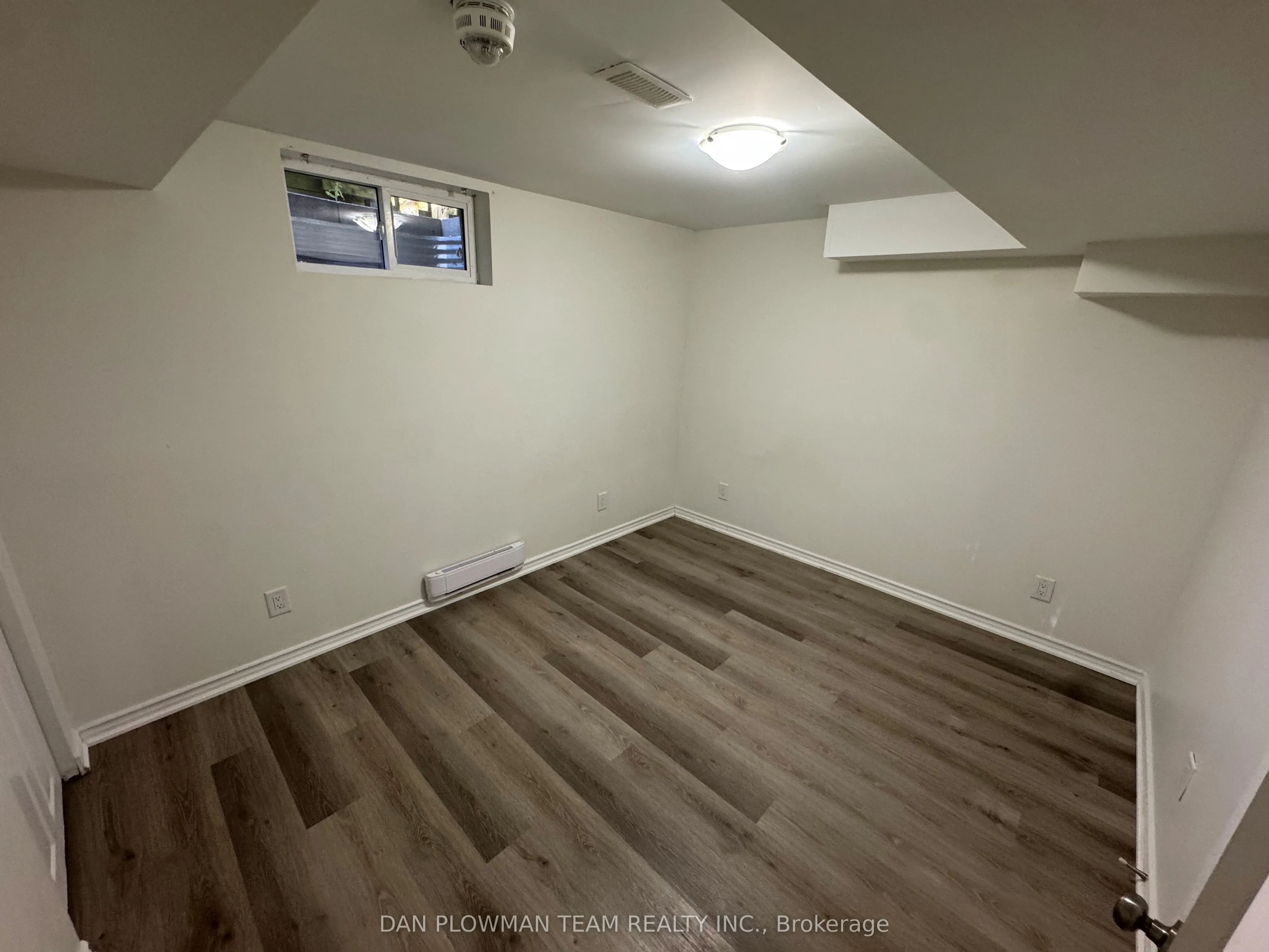 37 Wood Drive