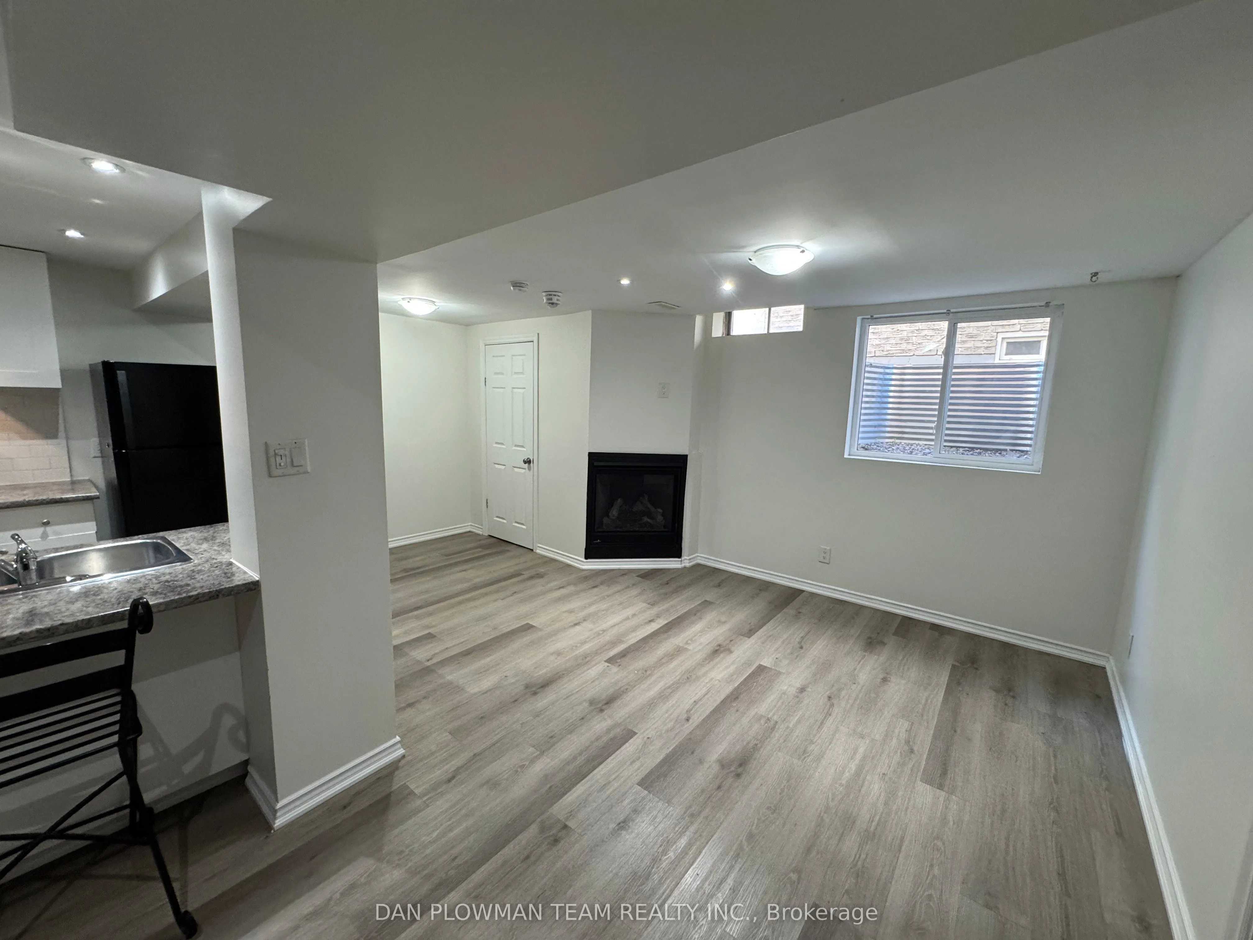37 Wood Drive
