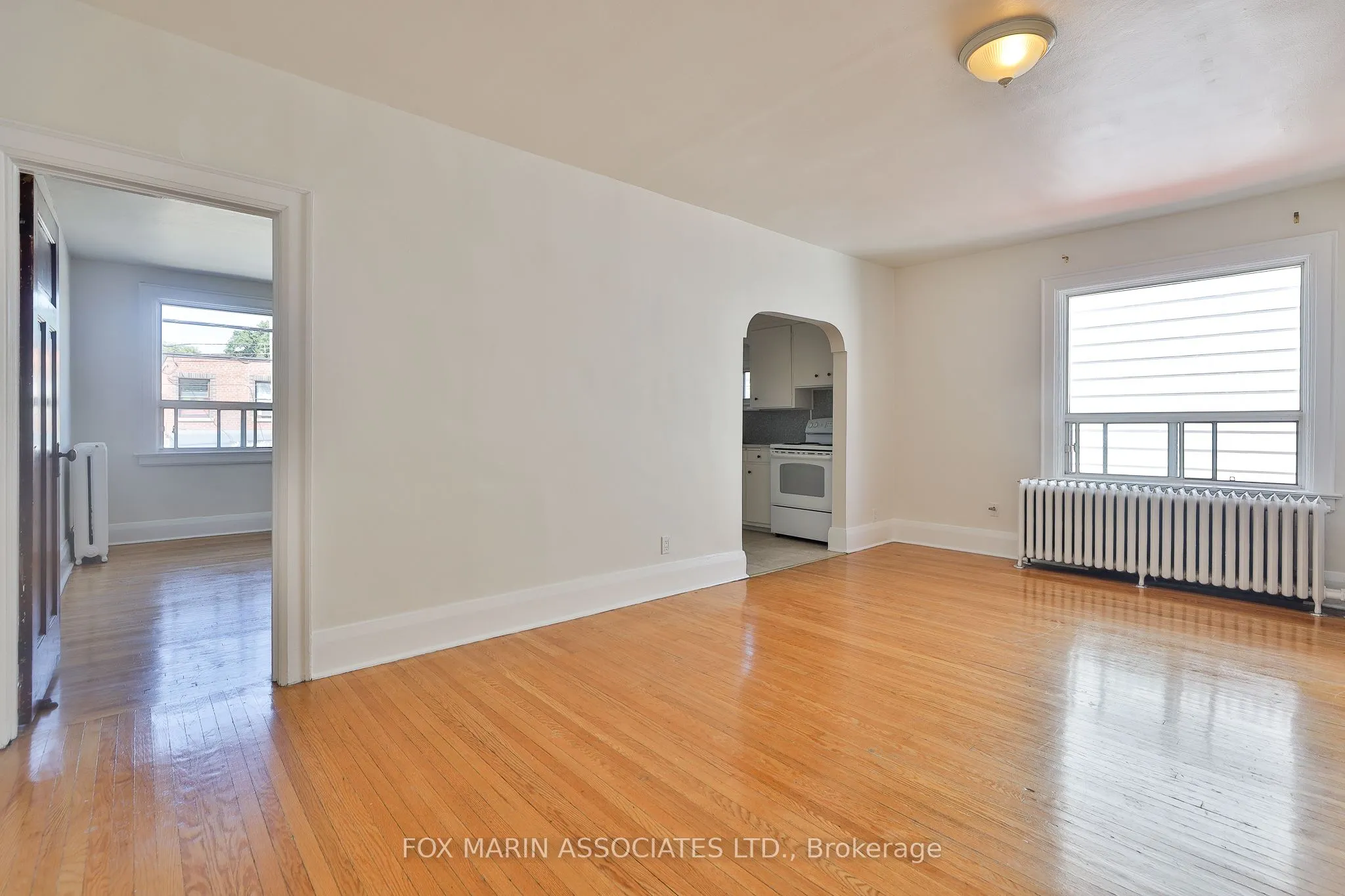 1215 Woodbine Avenue