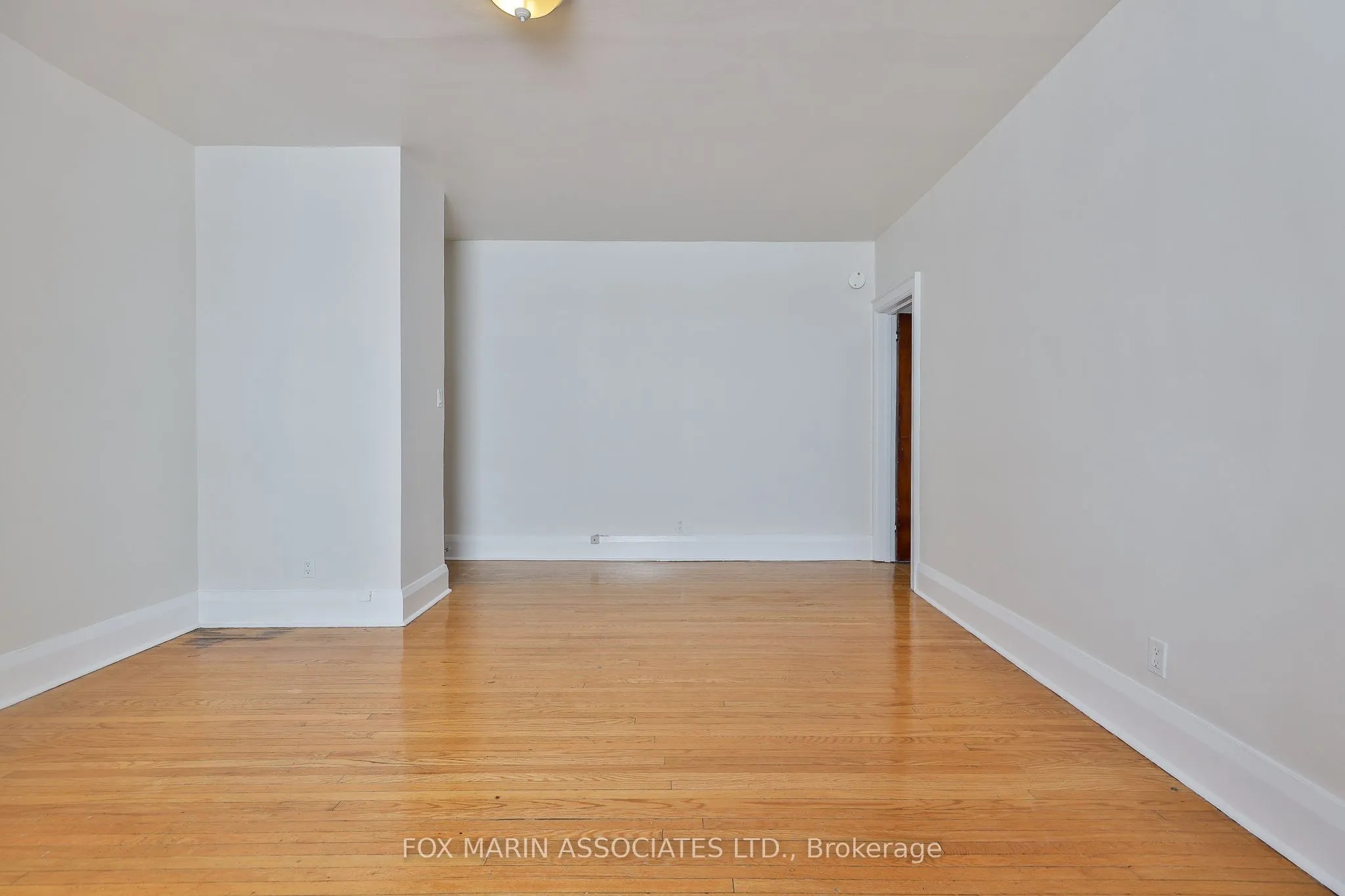 1215 Woodbine Avenue
