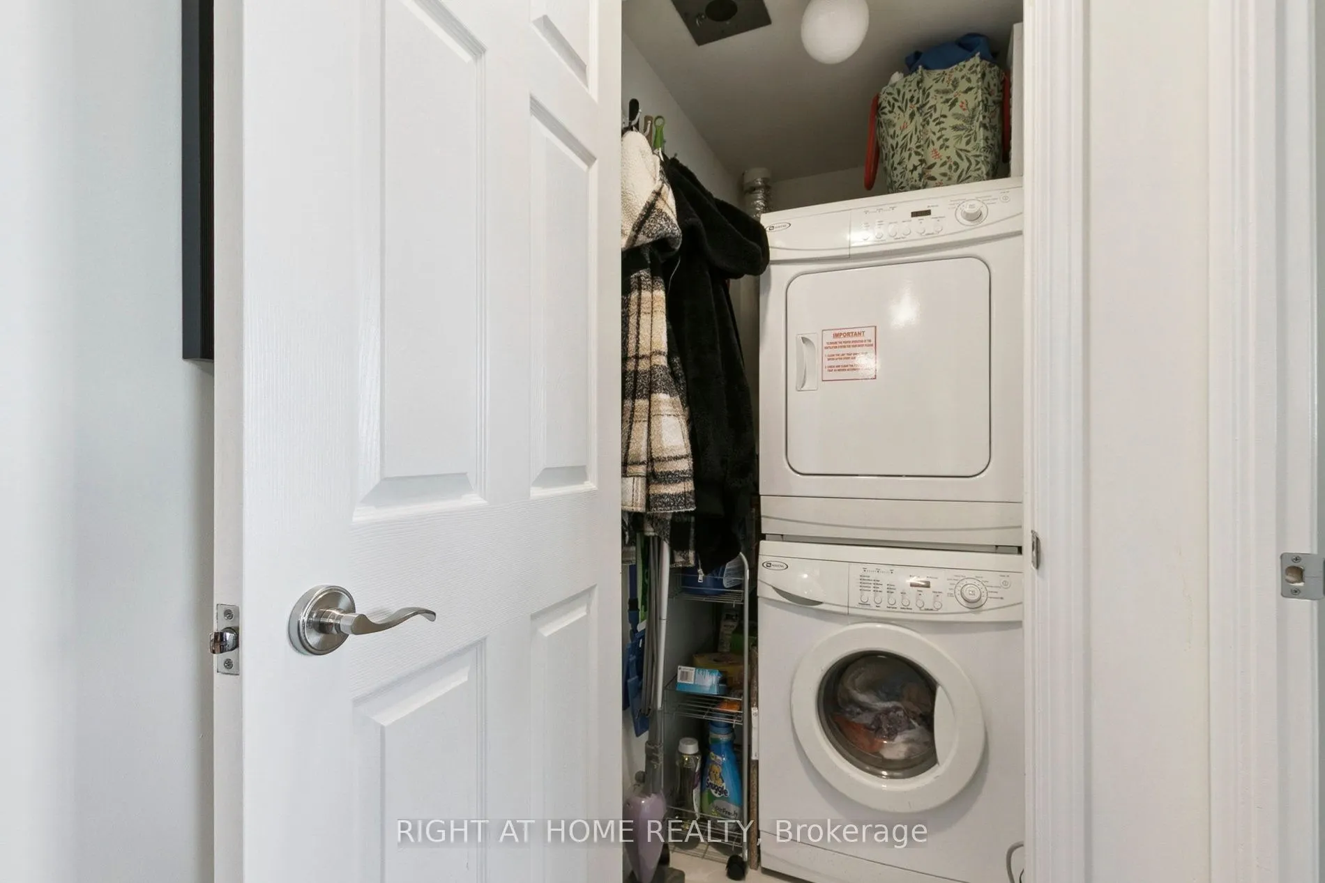 88 Grangeway Avenue, #2106