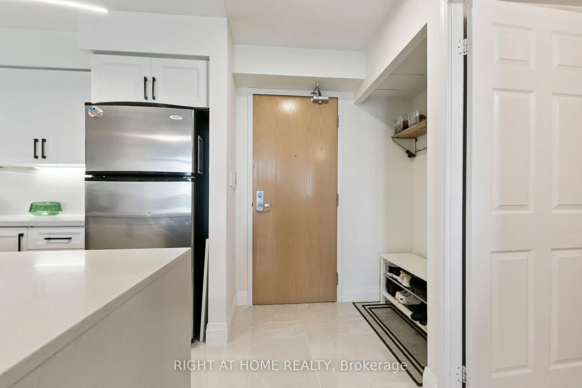 88 Grangeway Avenue, #2106