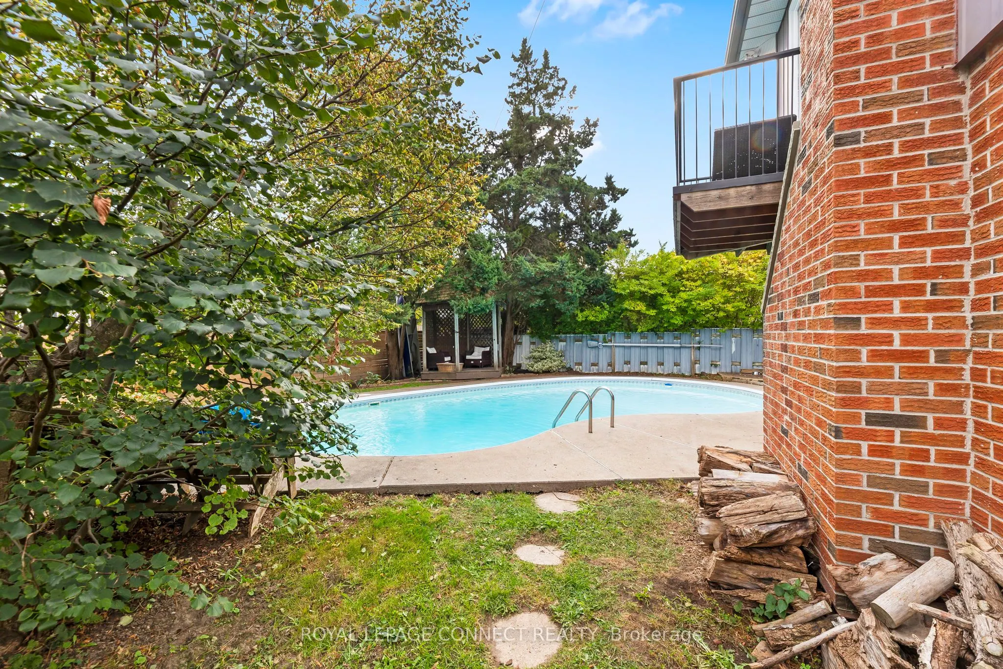 166 Clements Road E