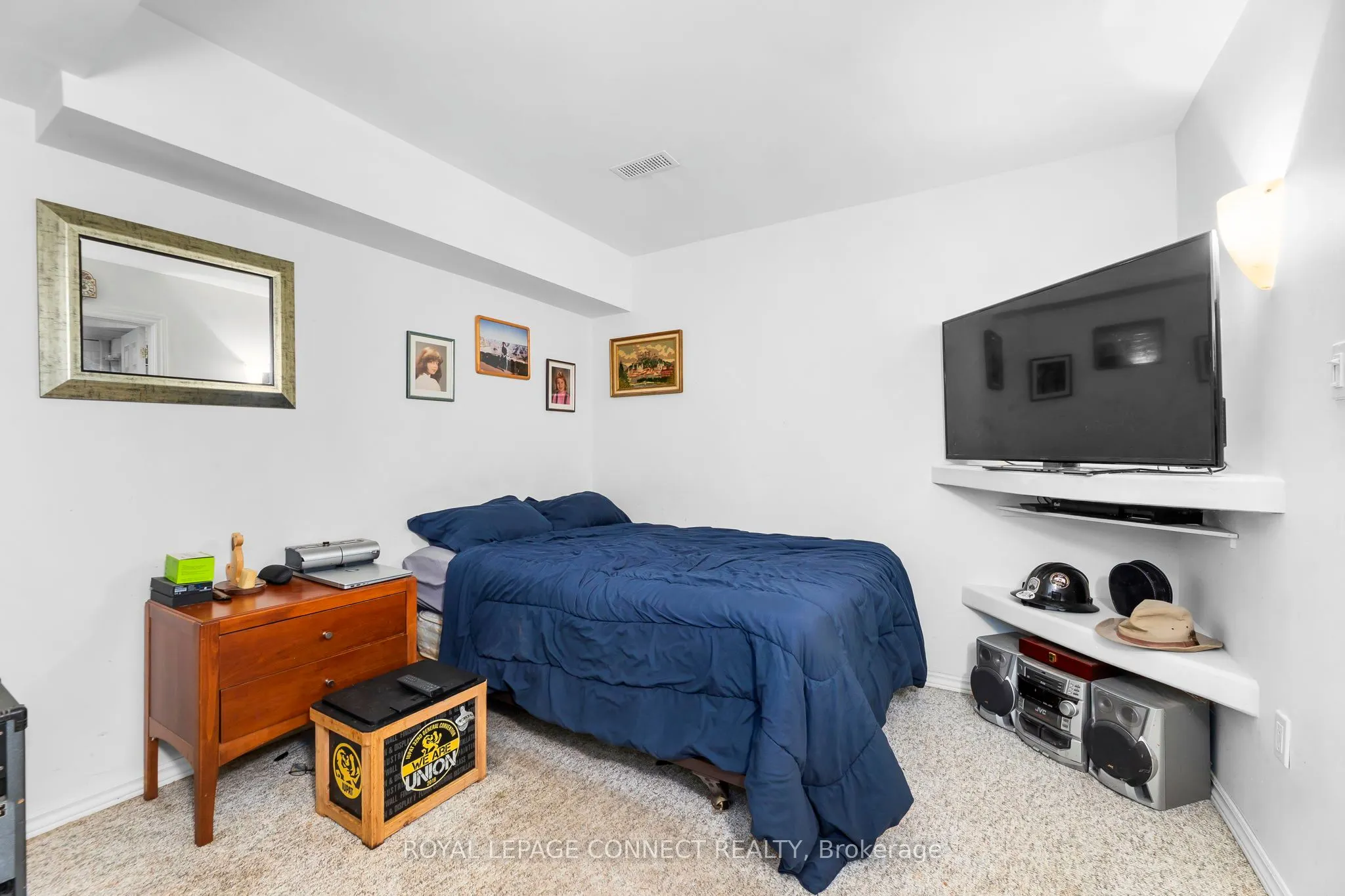 166 Clements Road E