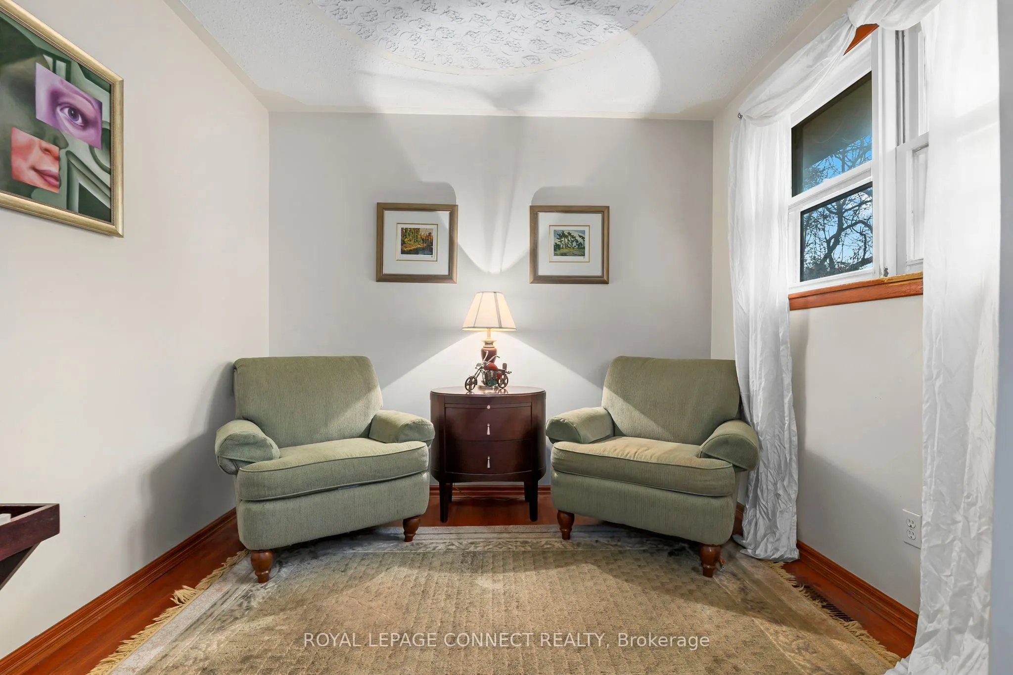 166 Clements Road E