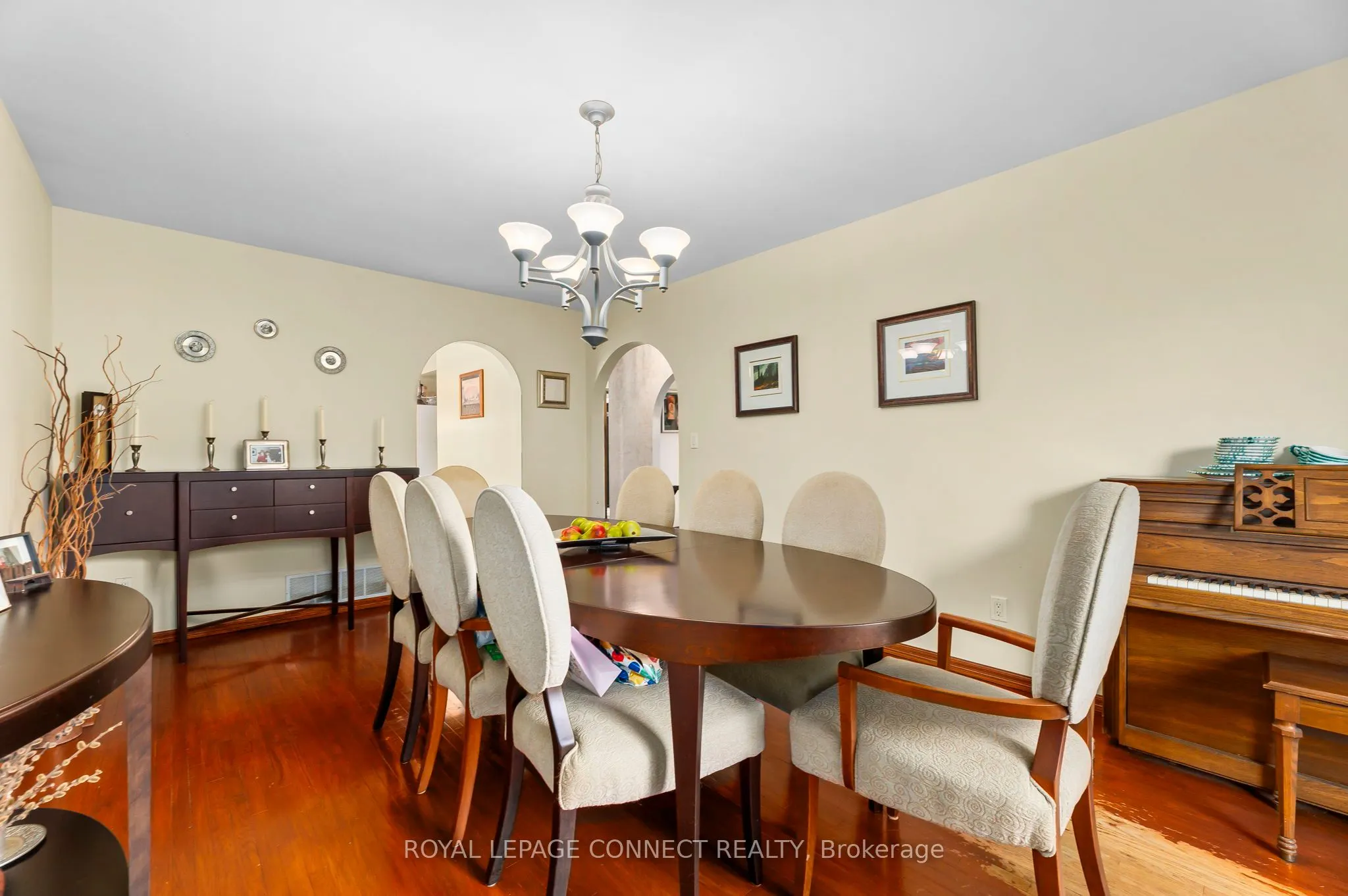 166 Clements Road E