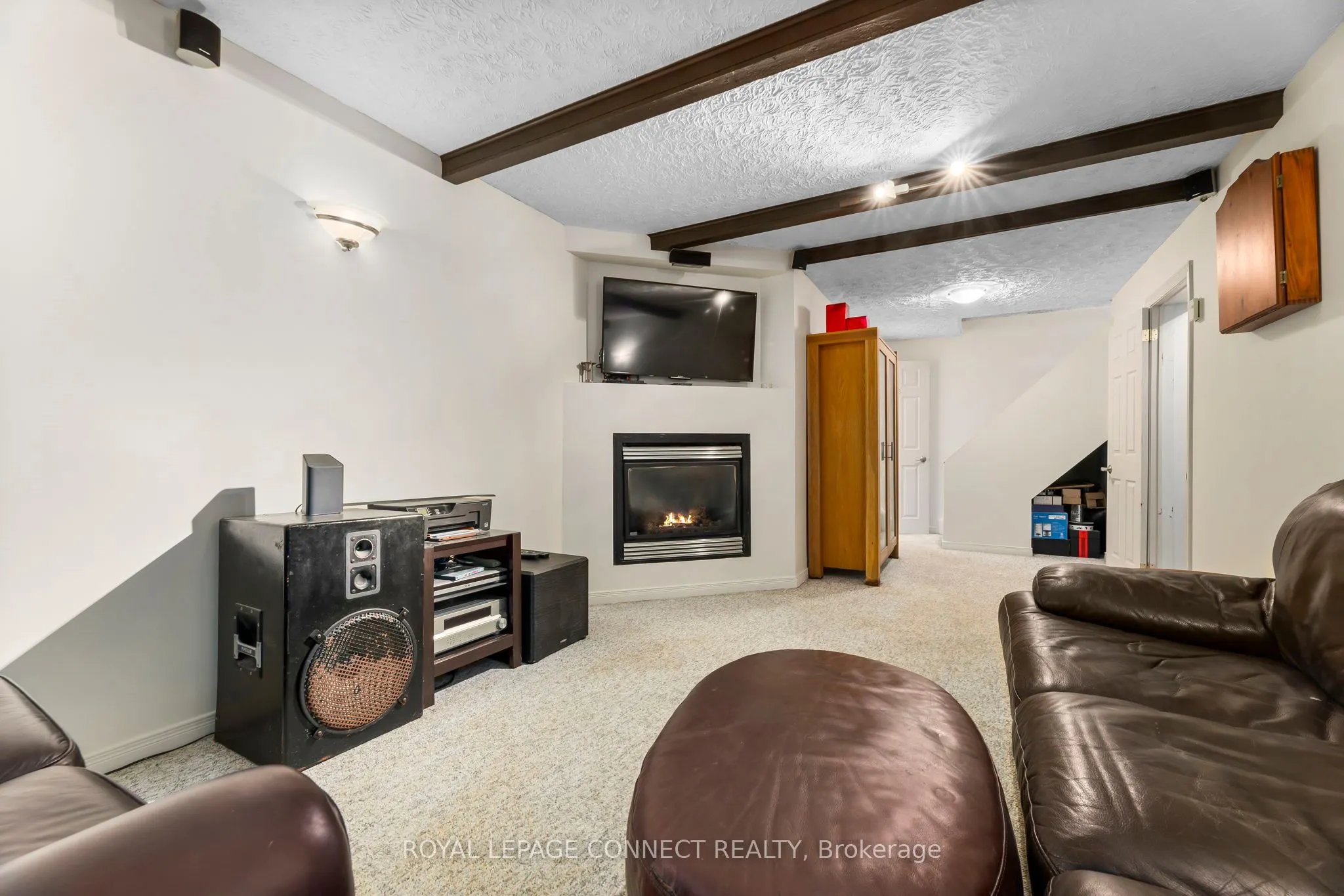 166 Clements Road E