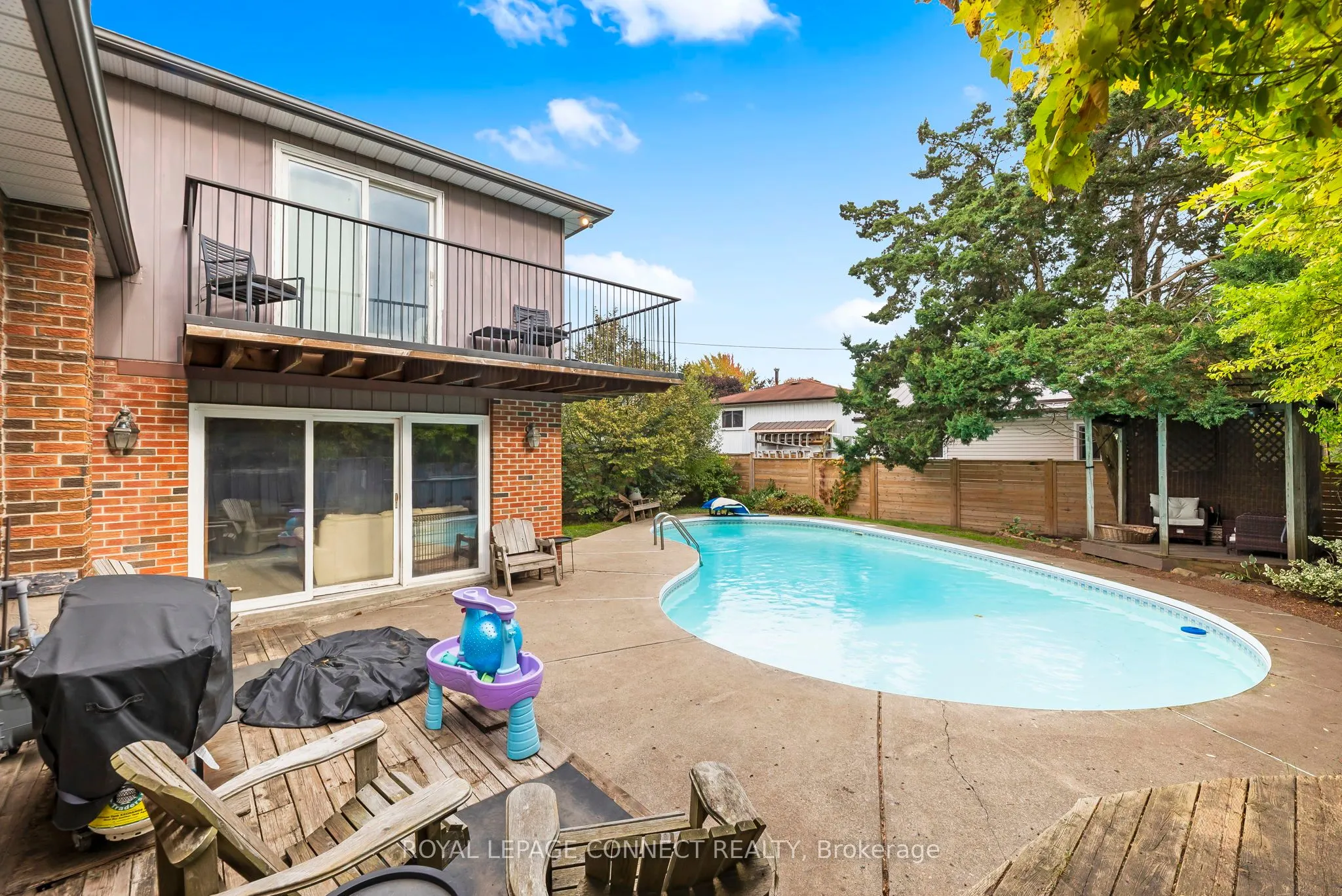 166 Clements Road E