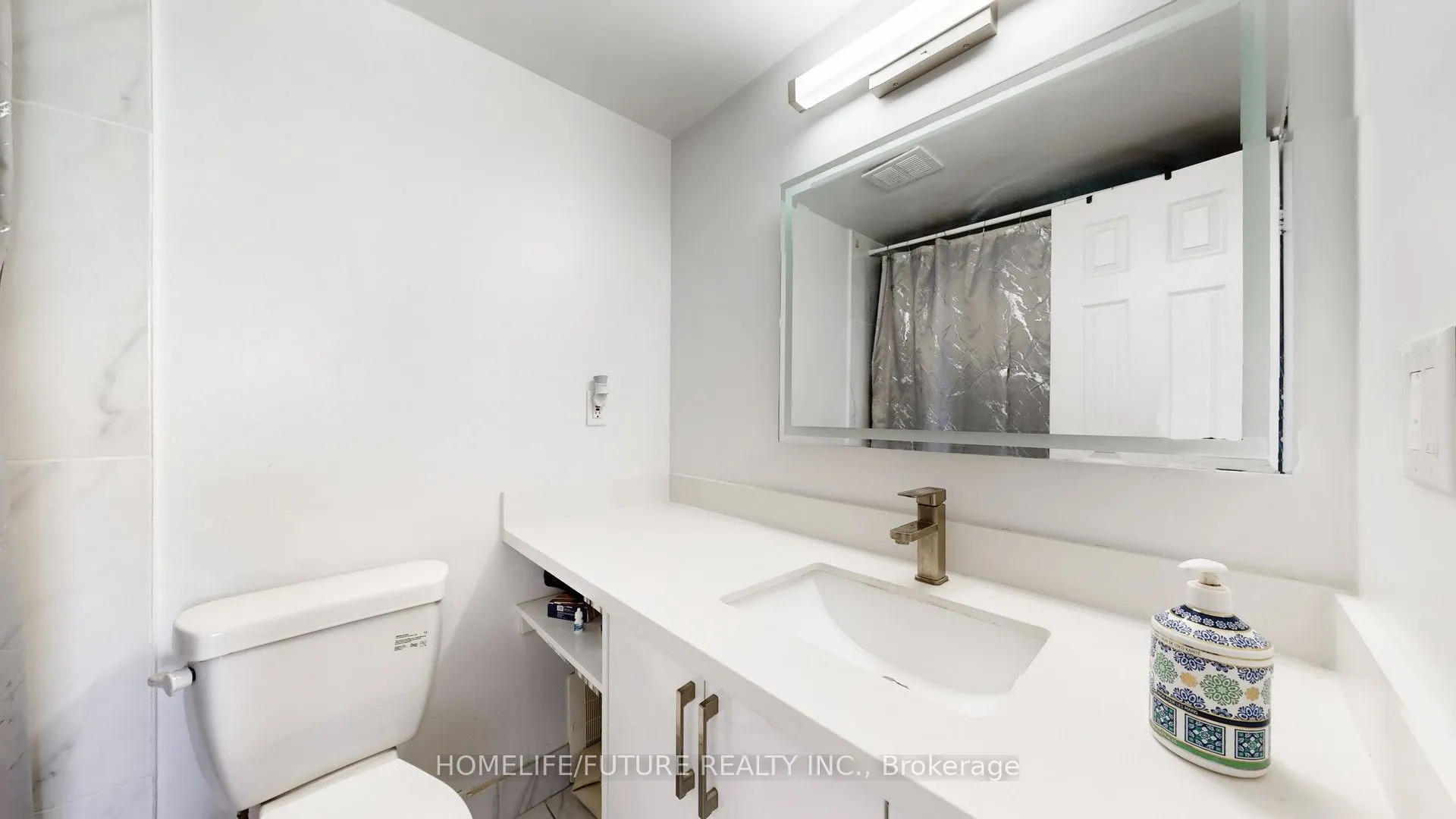 301 Prudential Drive, #1212