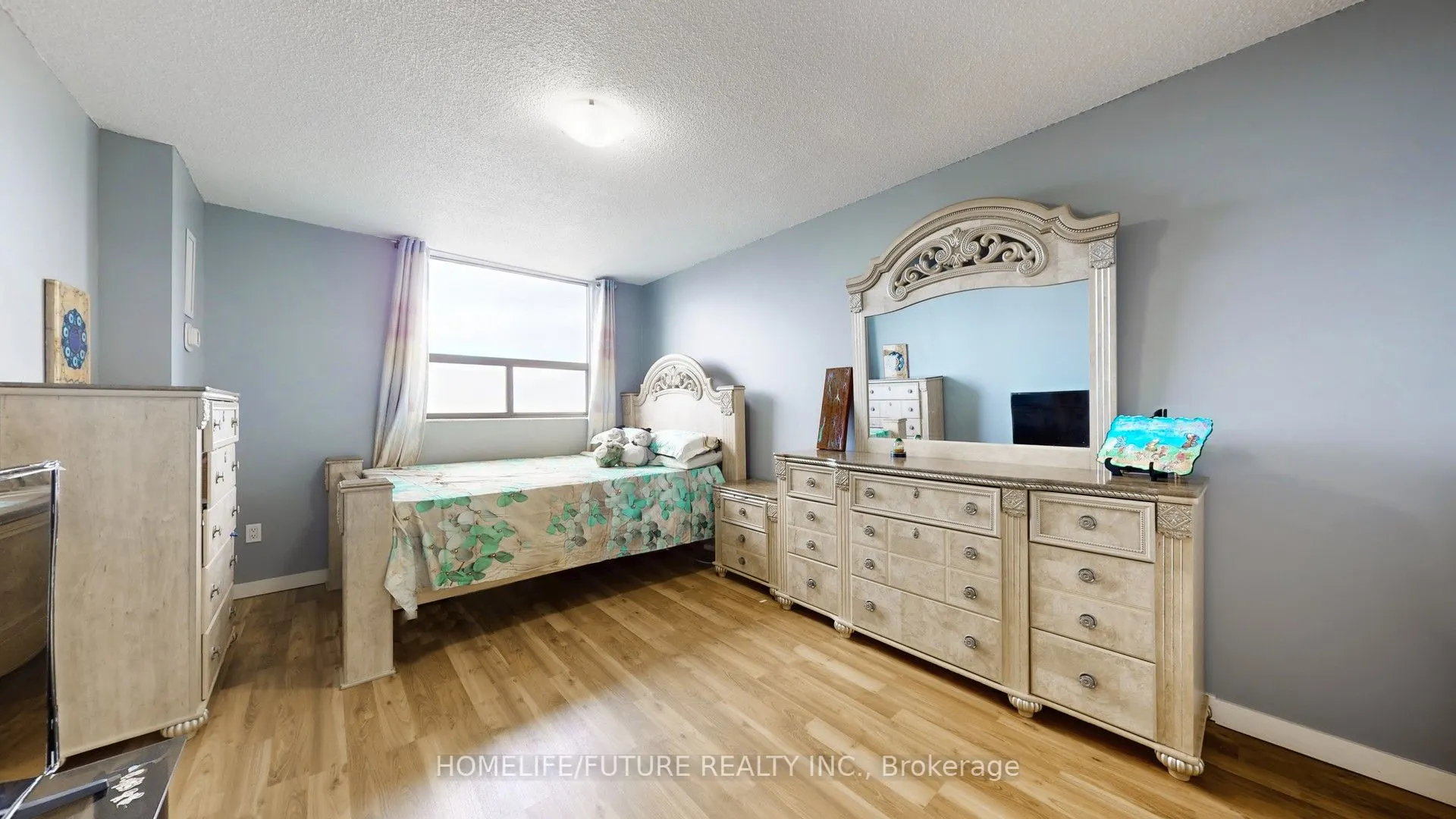 301 Prudential Drive, #1212